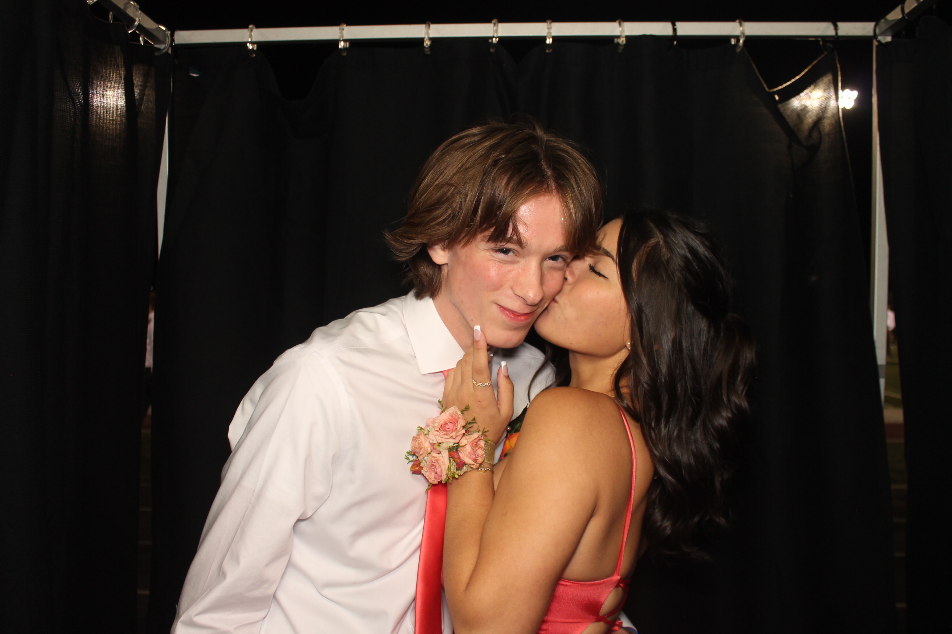 LHS Homecoming | View more photos from the event at gallery.photoboothcincy.com/u/PhotoBoothCincy/LHS-Homecoming