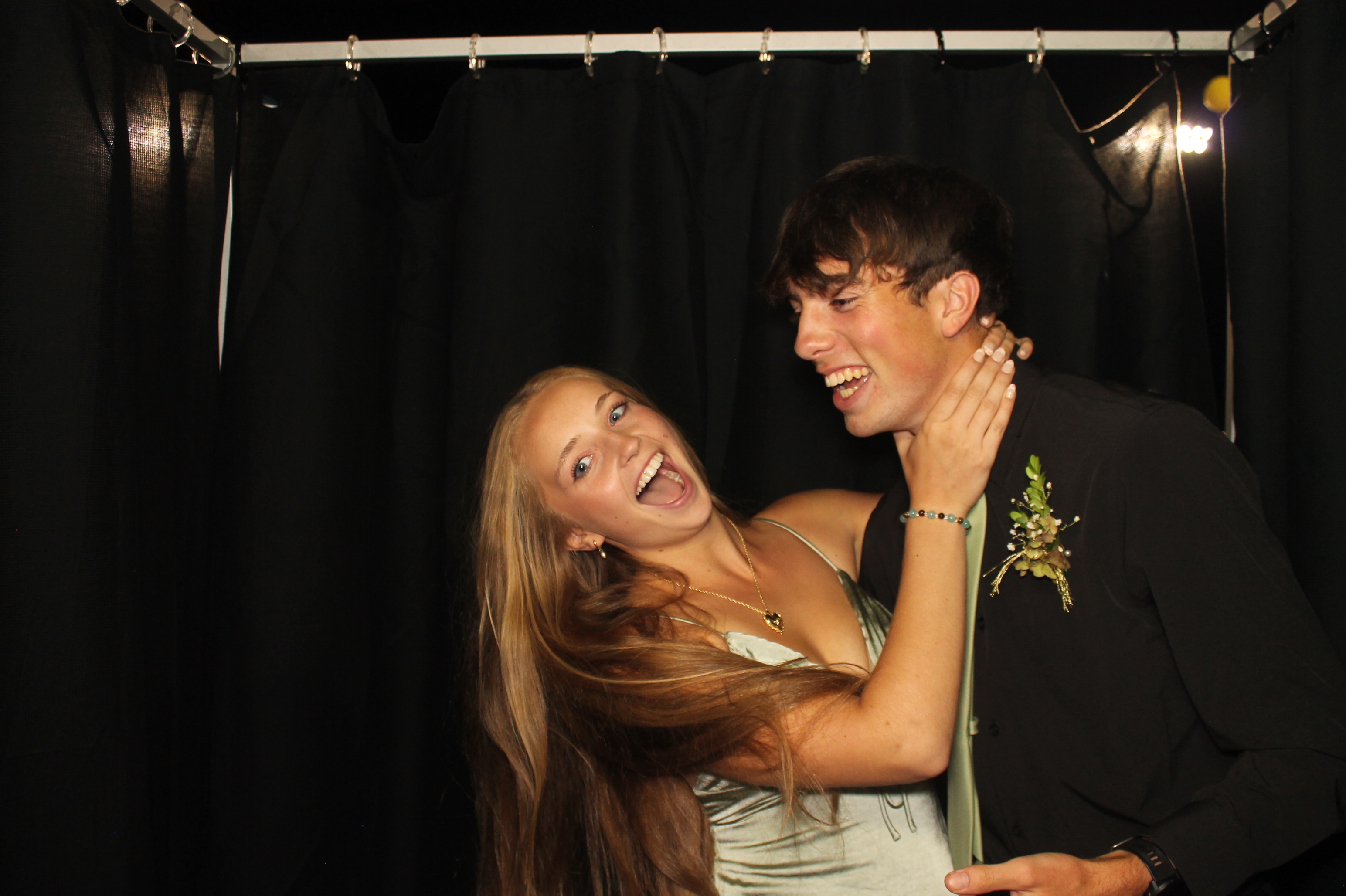 LHS Homecoming | View more photos from the event at gallery.photoboothcincy.com/u/PhotoBoothCincy/LHS-Homecoming