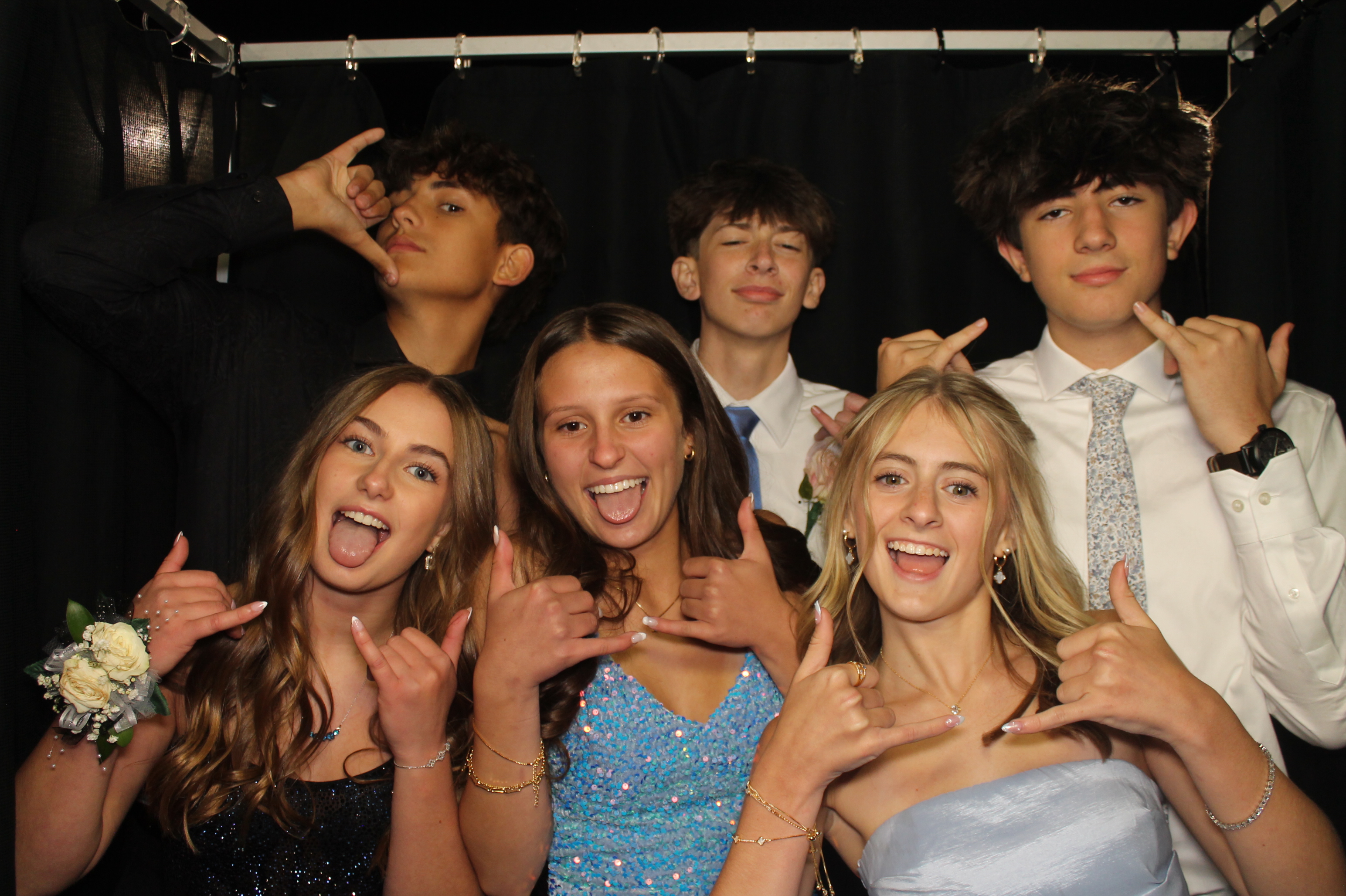 LHS Homecoming | View more photos from the event at gallery.photoboothcincy.com/u/PhotoBoothCincy/LHS-Homecoming