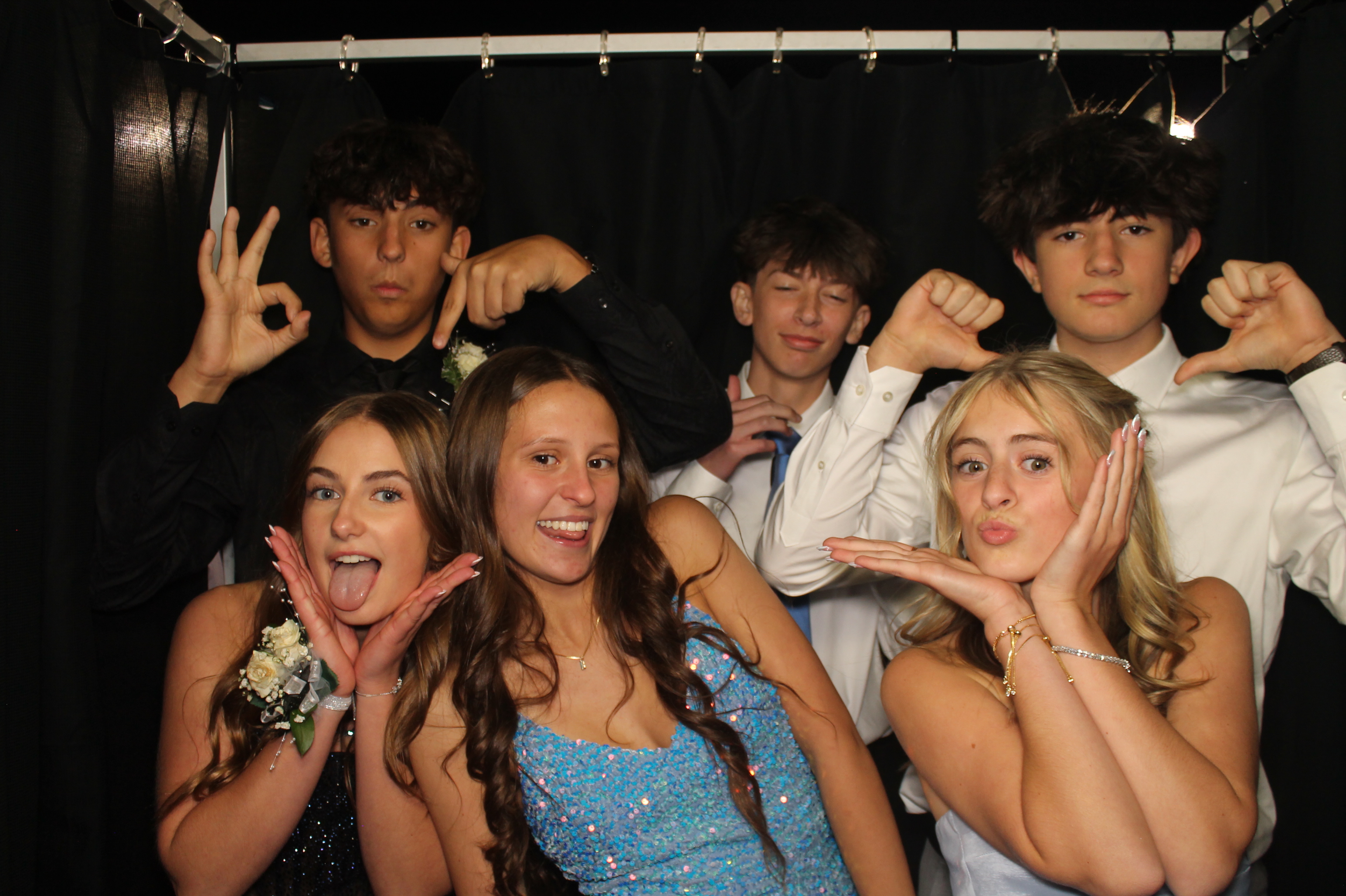 LHS Homecoming | View more photos from the event at gallery.photoboothcincy.com/u/PhotoBoothCincy/LHS-Homecoming