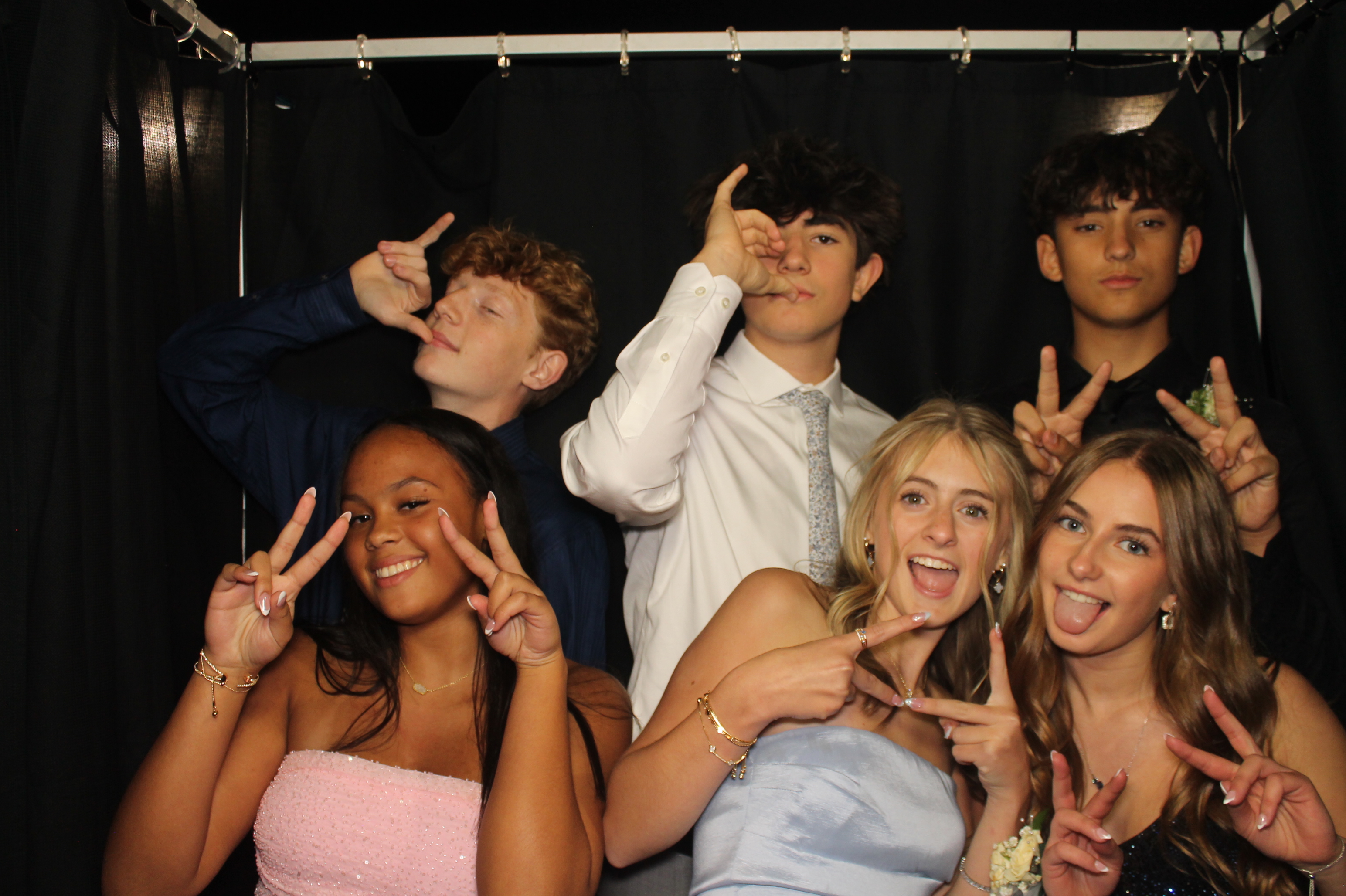 LHS Homecoming | View more photos from the event at gallery.photoboothcincy.com/u/PhotoBoothCincy/LHS-Homecoming