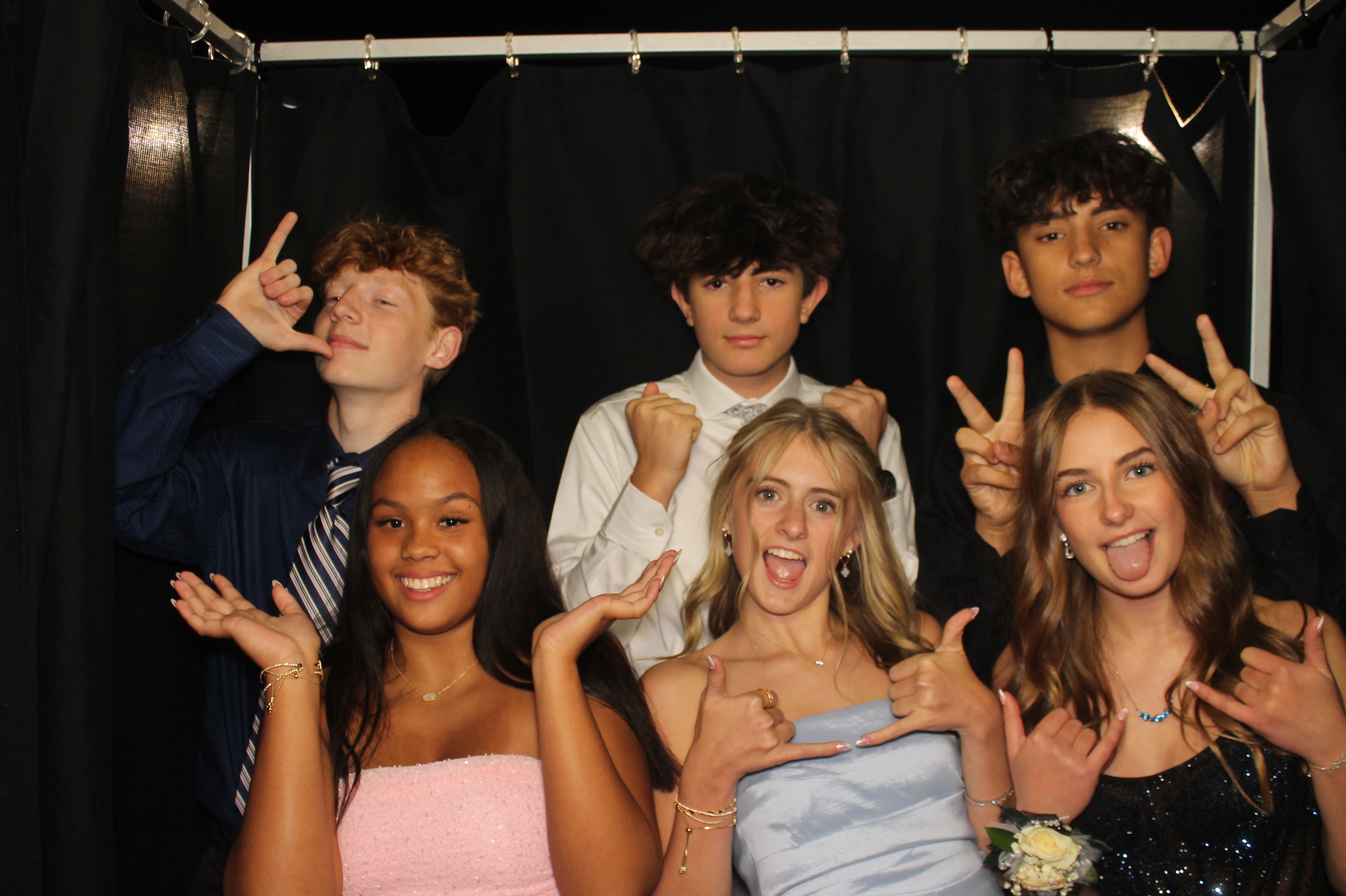 LHS Homecoming | View more photos from the event at gallery.photoboothcincy.com/u/PhotoBoothCincy/LHS-Homecoming