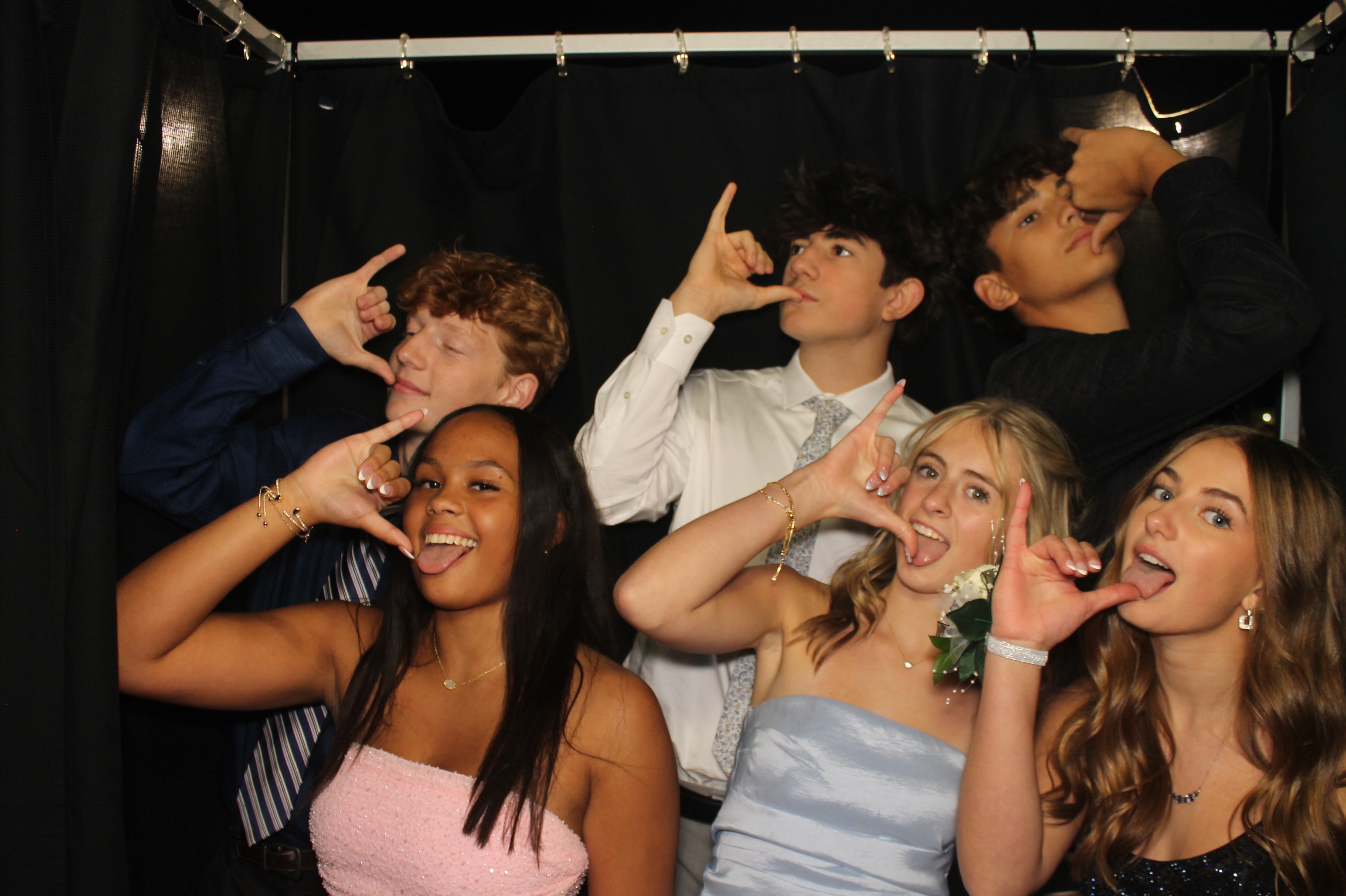 LHS Homecoming | View more photos from the event at gallery.photoboothcincy.com/u/PhotoBoothCincy/LHS-Homecoming