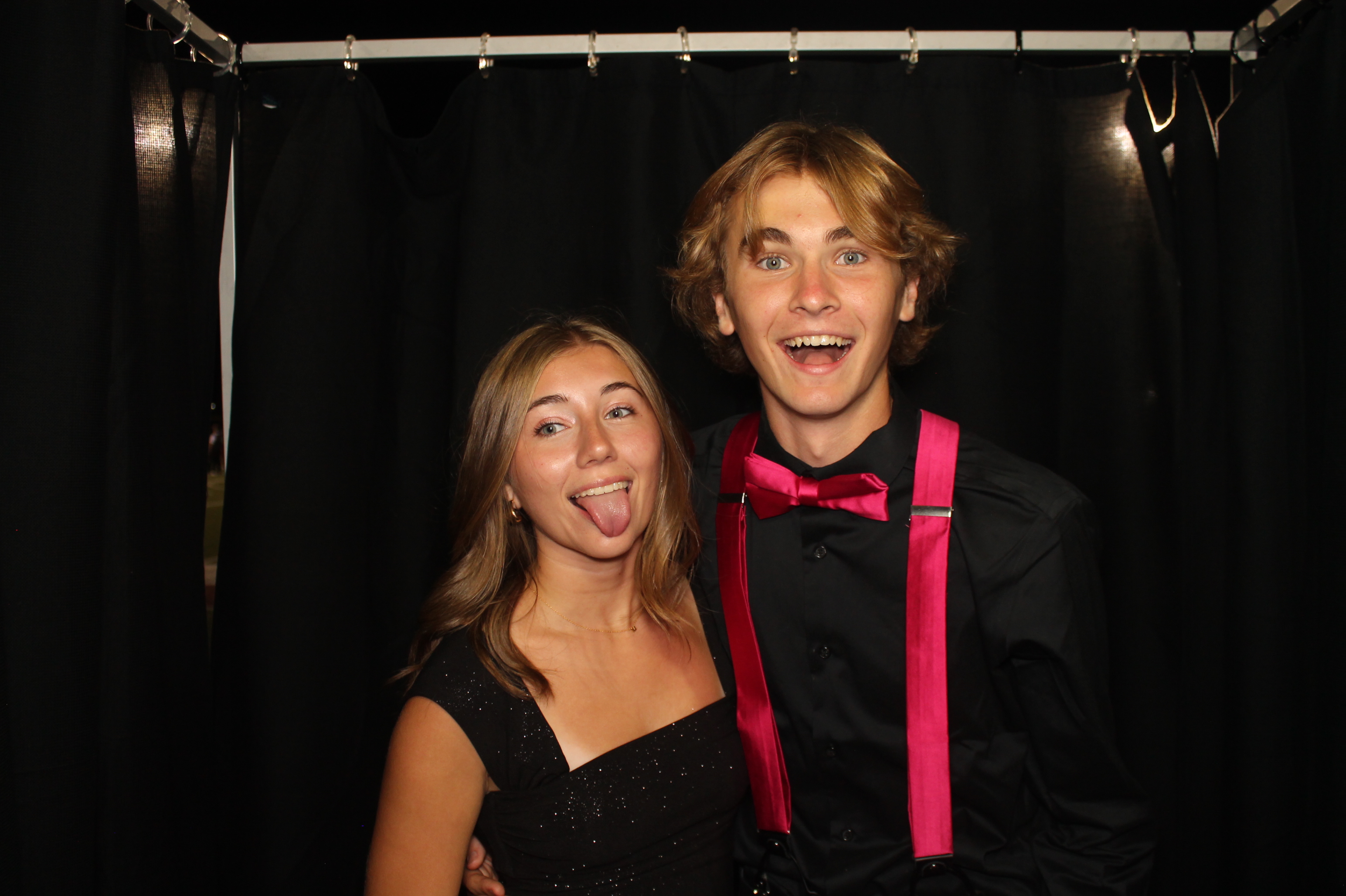 LHS Homecoming | View more photos from the event at gallery.photoboothcincy.com/u/PhotoBoothCincy/LHS-Homecoming