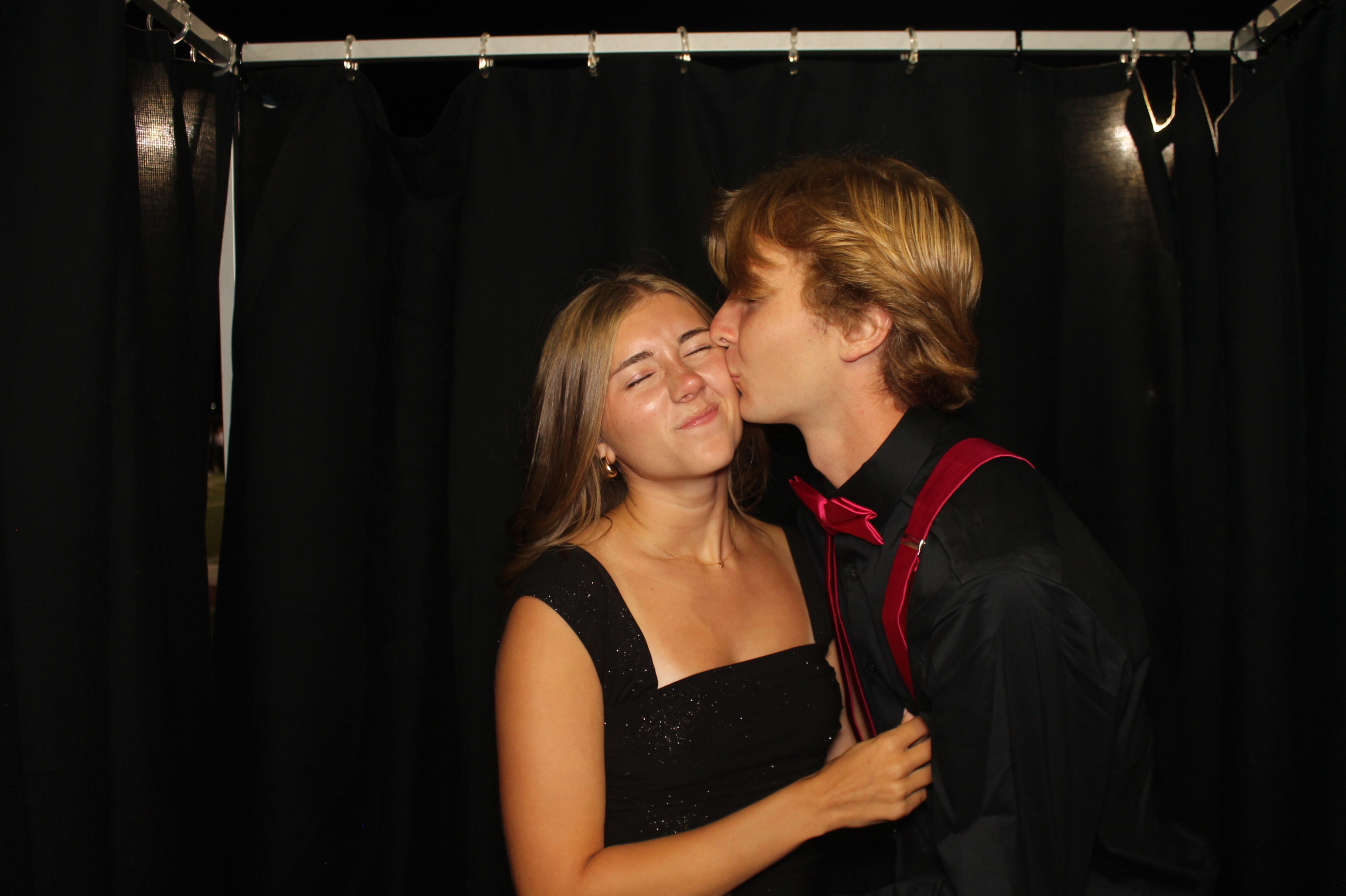 LHS Homecoming | View more photos from the event at gallery.photoboothcincy.com/u/PhotoBoothCincy/LHS-Homecoming