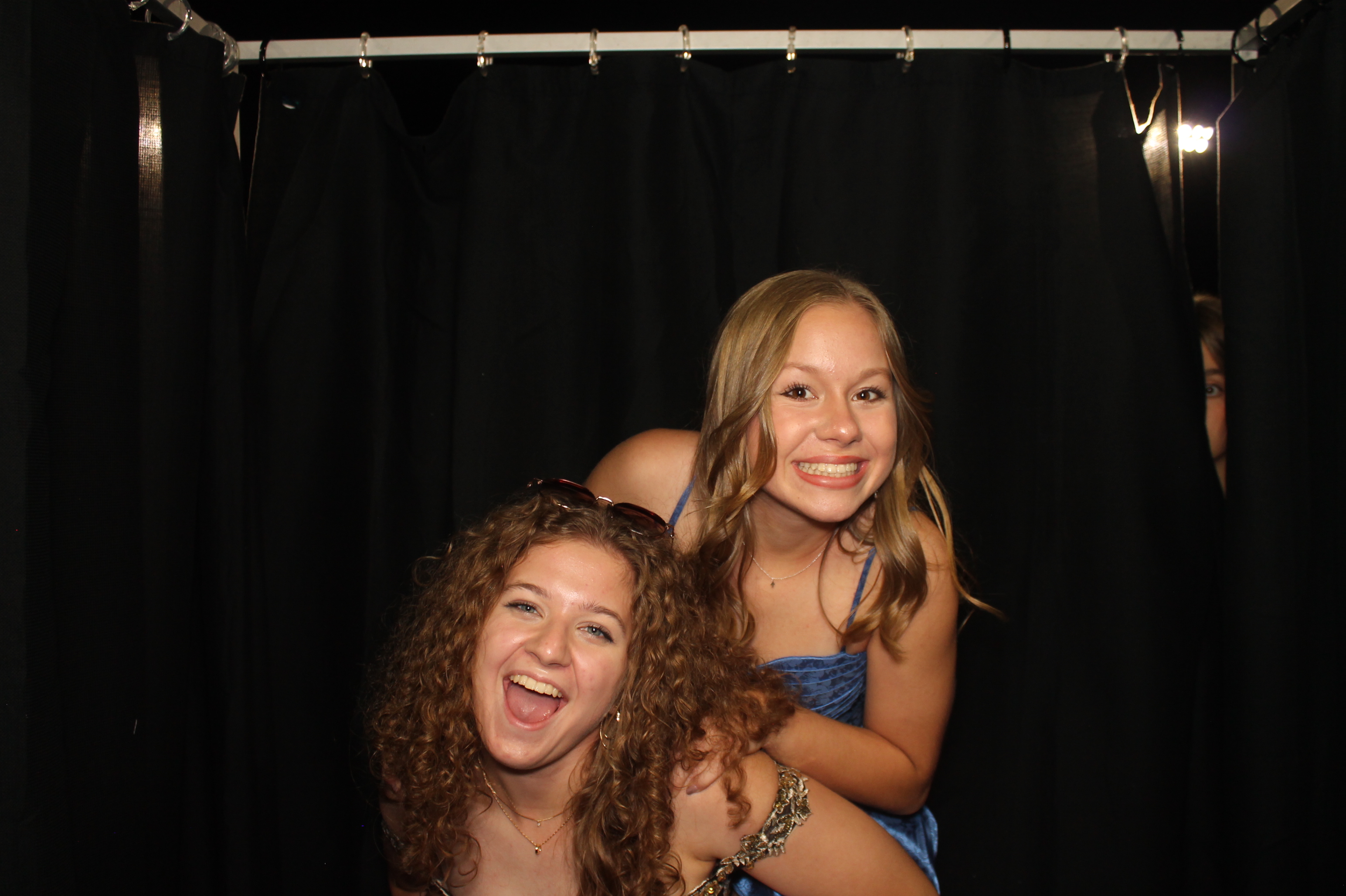 LHS Homecoming | View more photos from the event at gallery.photoboothcincy.com/u/PhotoBoothCincy/LHS-Homecoming