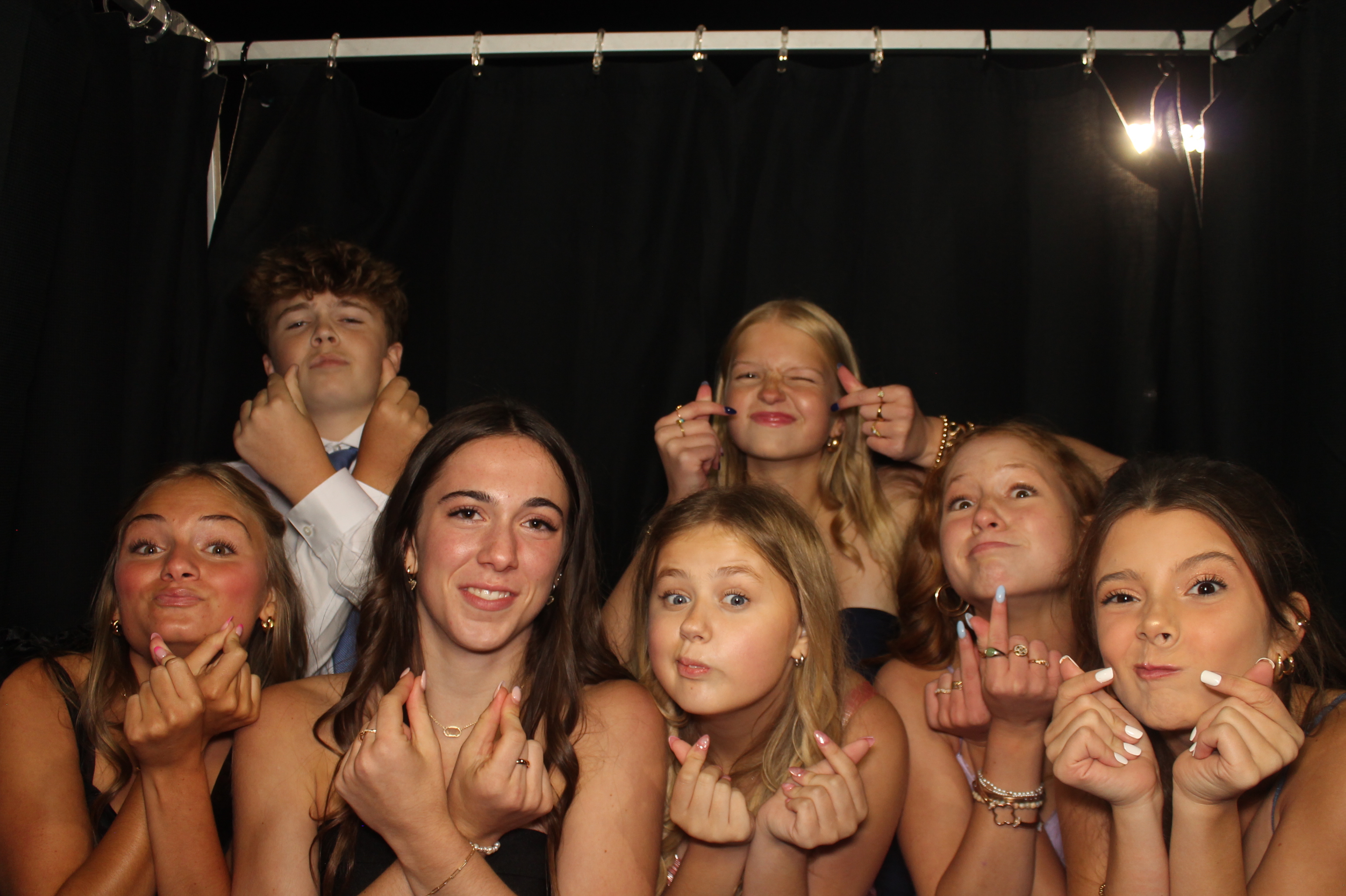 LHS Homecoming | View more photos from the event at gallery.photoboothcincy.com/u/PhotoBoothCincy/LHS-Homecoming