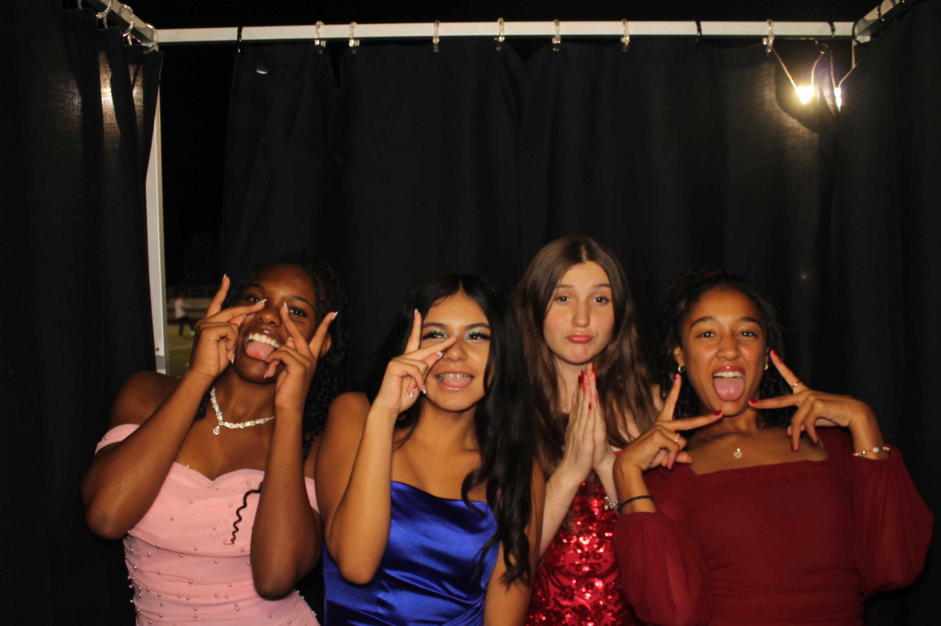 LHS Homecoming | View more photos from the event at gallery.photoboothcincy.com/u/PhotoBoothCincy/LHS-Homecoming