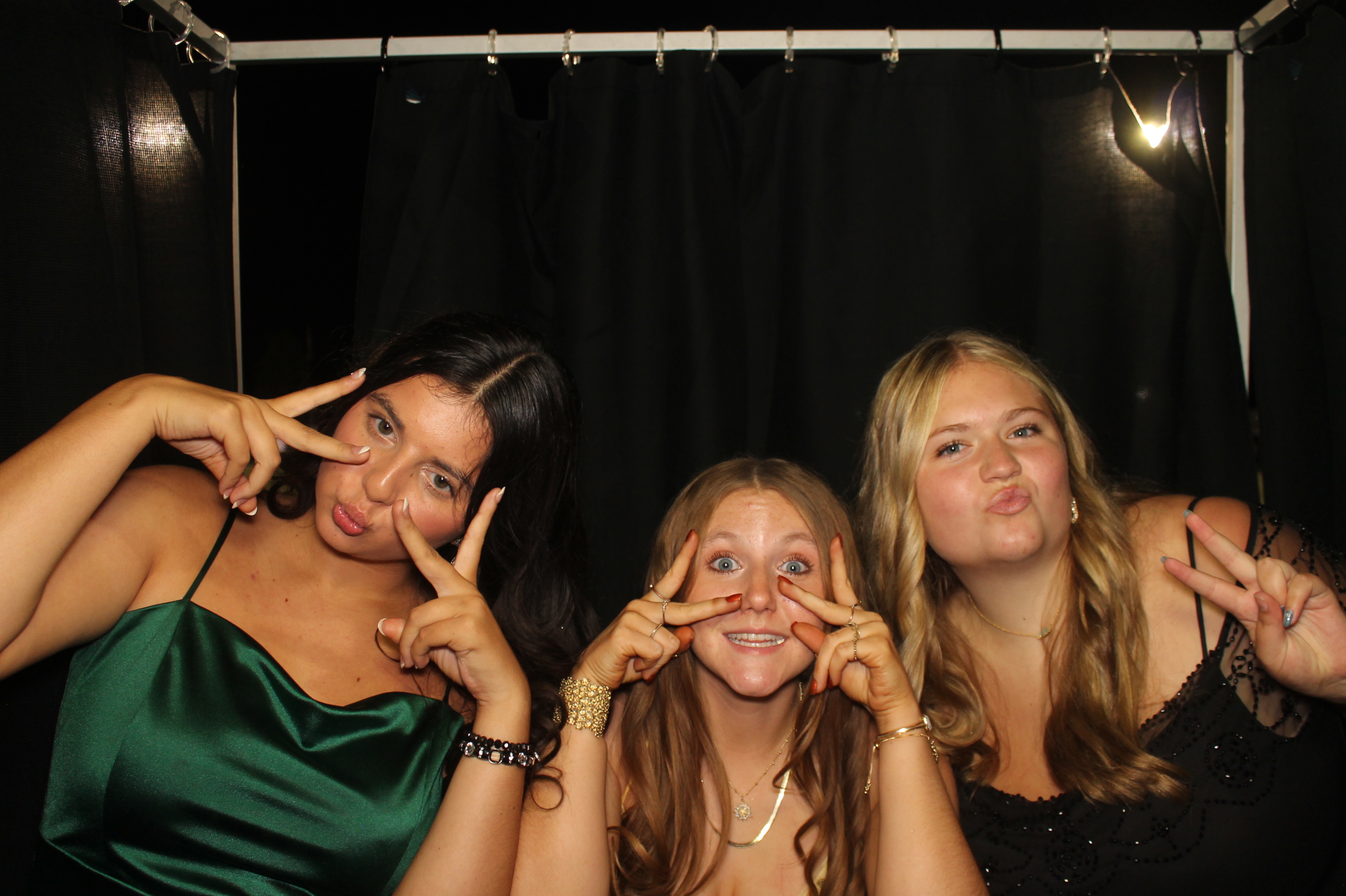 LHS Homecoming | View more photos from the event at gallery.photoboothcincy.com/u/PhotoBoothCincy/LHS-Homecoming