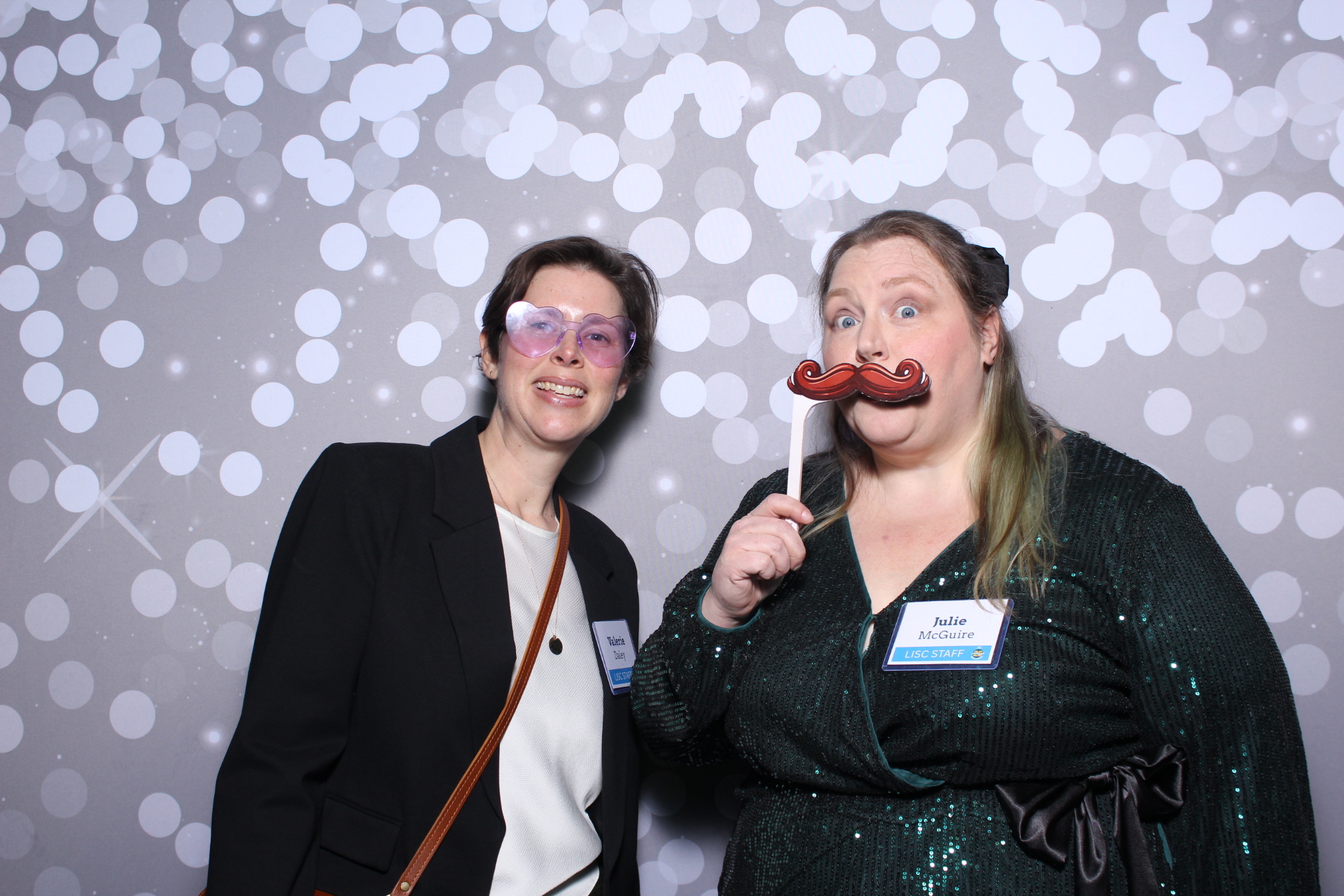 LISC Greater Cincinnati | View more photos from the event at gallery.photoboothcincy.com/u/PhotoBoothCincy/LISC-Greater-Cincinnati