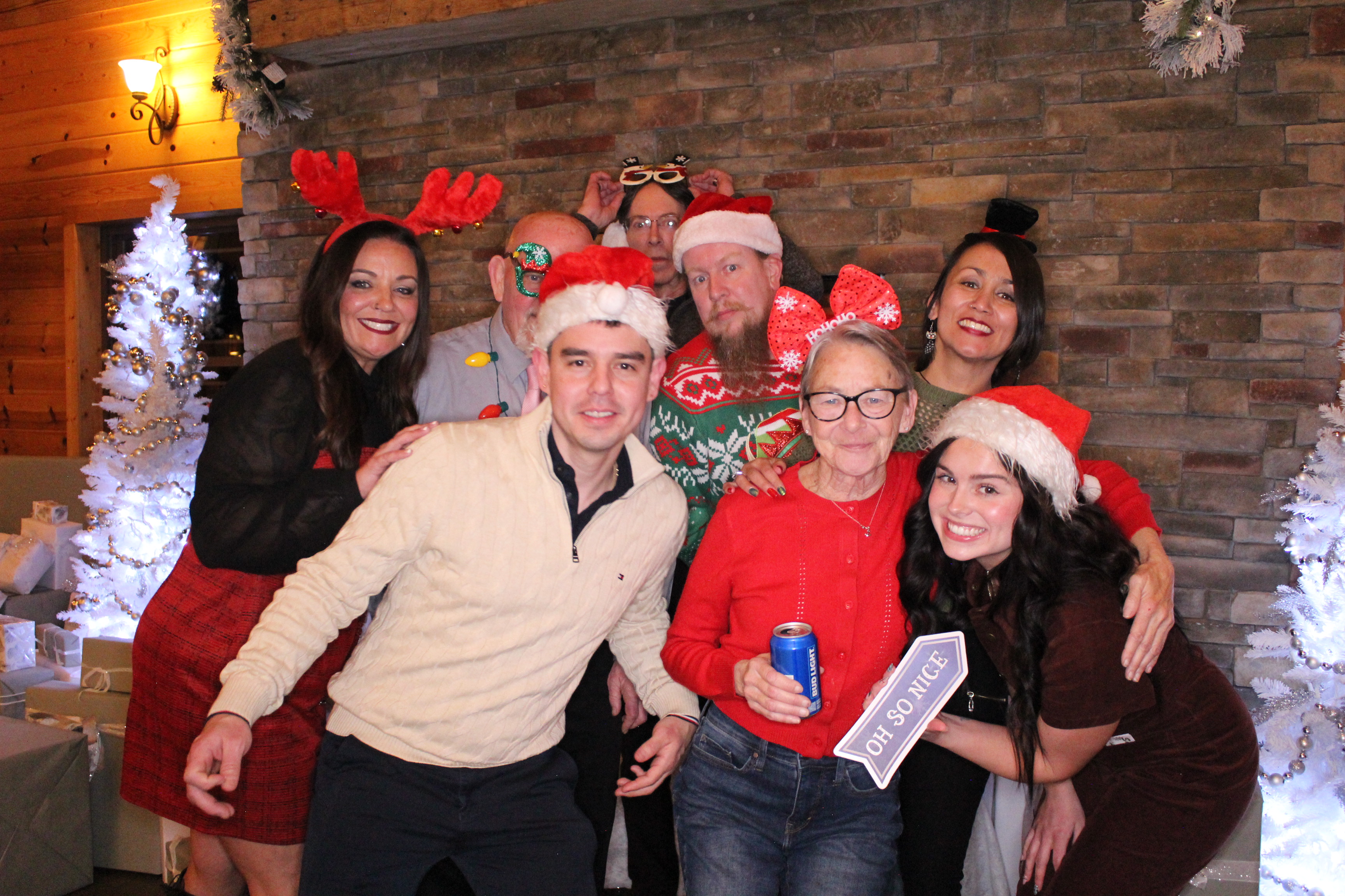Lahlouh Holiday Party | View more photos from the event at gallery.photoboothcincy.com/u/PhotoBoothCincy/Lahlouh-Holiday-Party-0