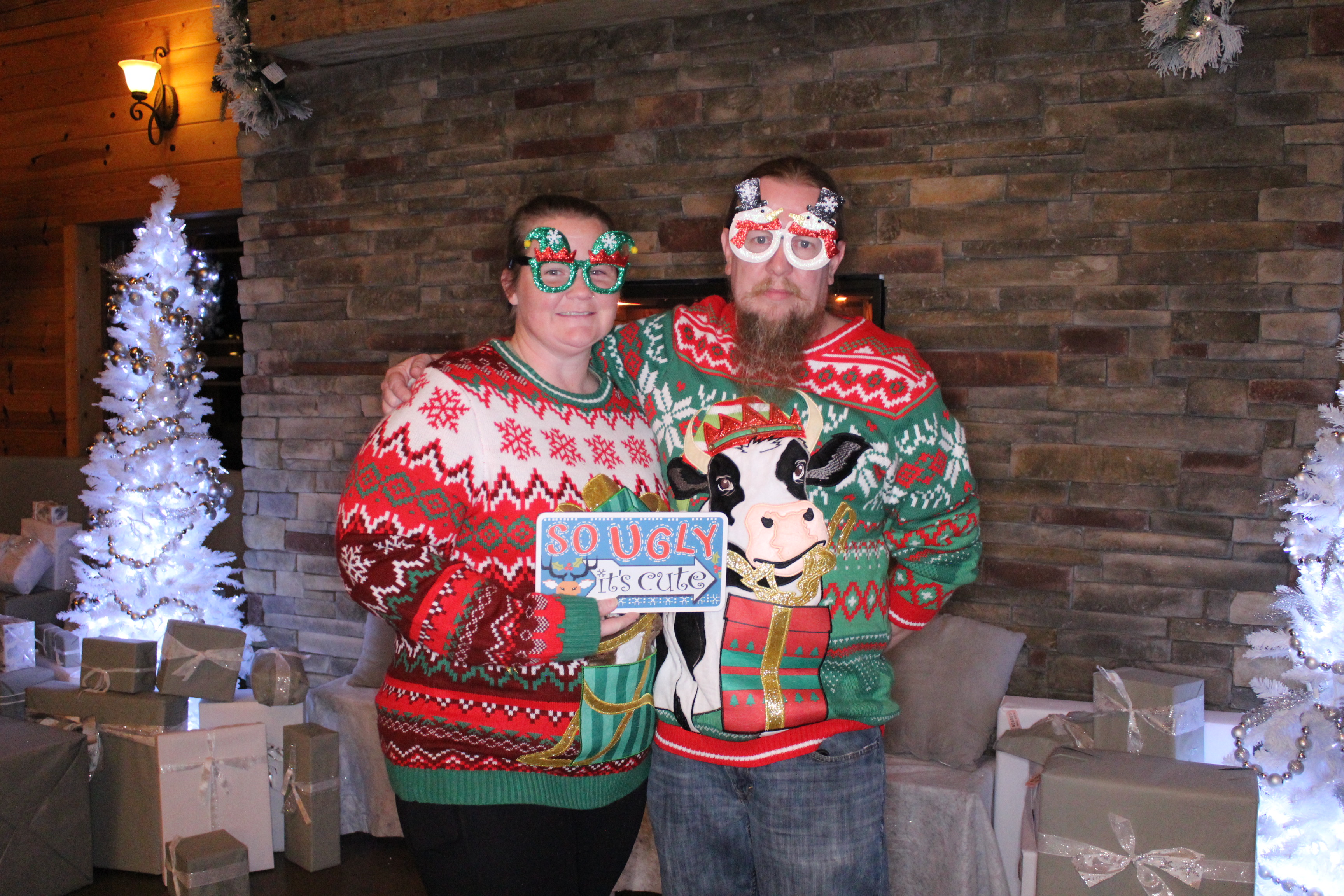 Lahlouh Holiday Party | View more photos from the event at gallery.photoboothcincy.com/u/PhotoBoothCincy/Lahlouh-Holiday-Party-0