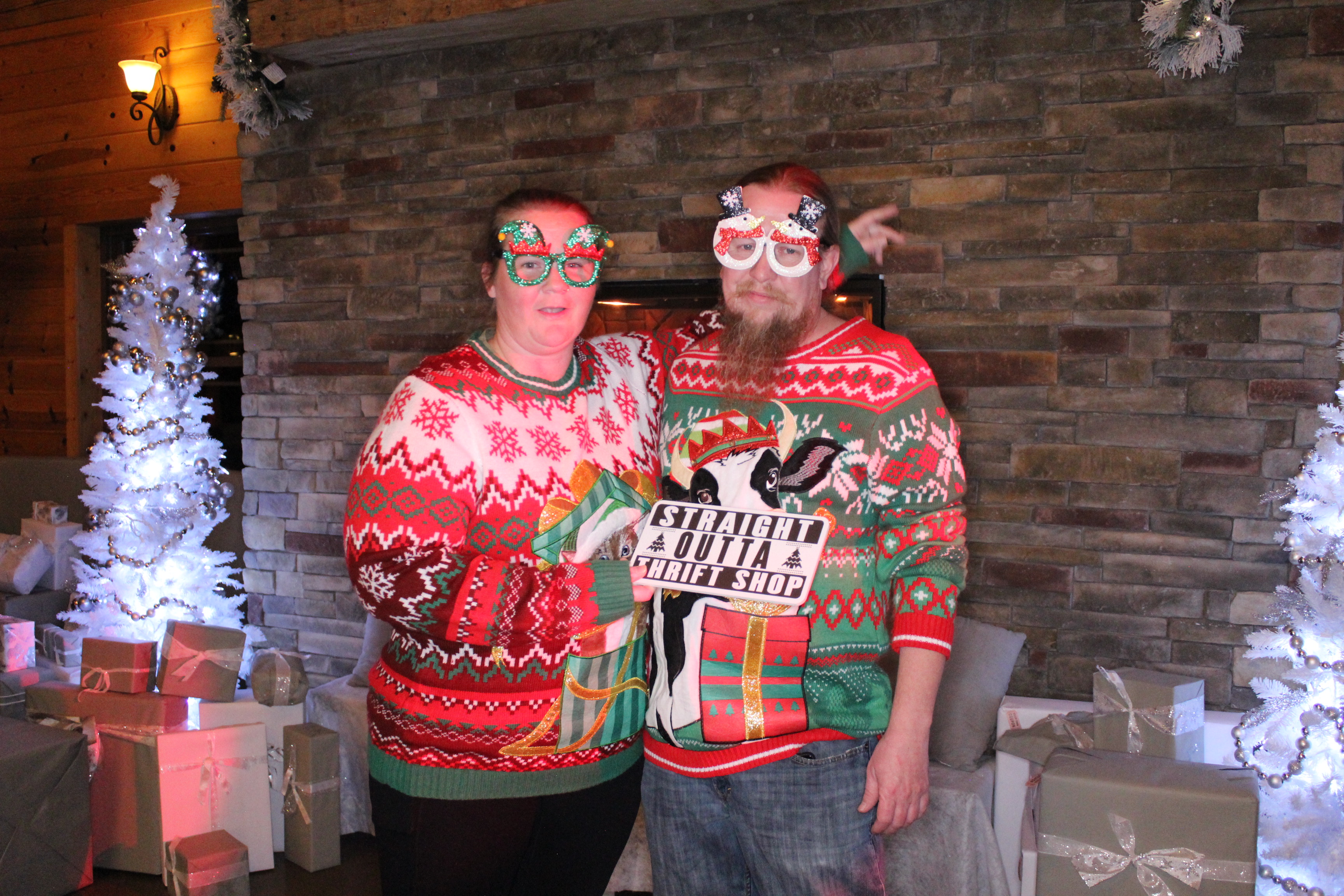 Lahlouh Holiday Party | View more photos from the event at gallery.photoboothcincy.com/u/PhotoBoothCincy/Lahlouh-Holiday-Party-0