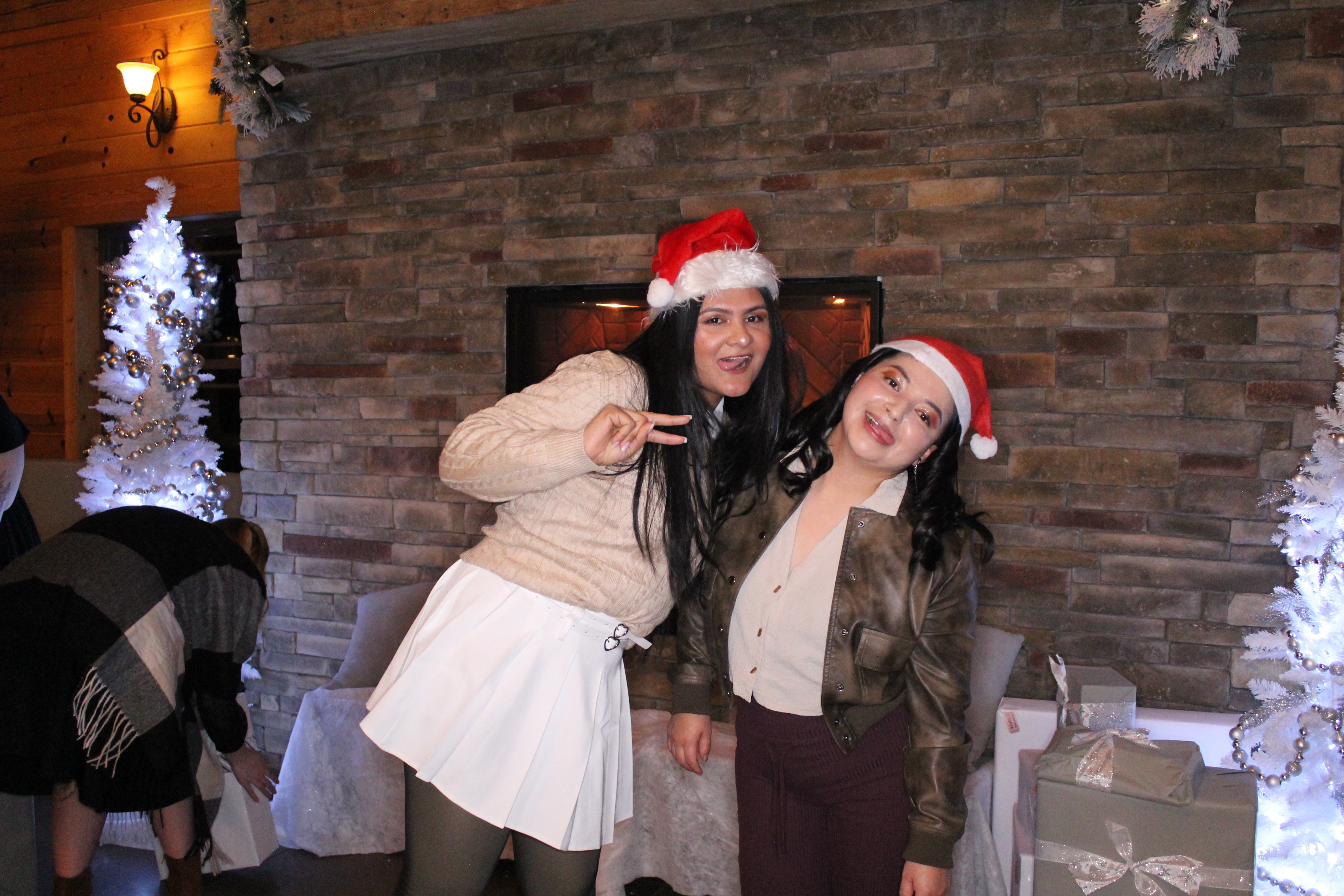 Lahlouh Holiday Party | View more photos from the event at gallery.photoboothcincy.com/u/PhotoBoothCincy/Lahlouh-Holiday-Party-0