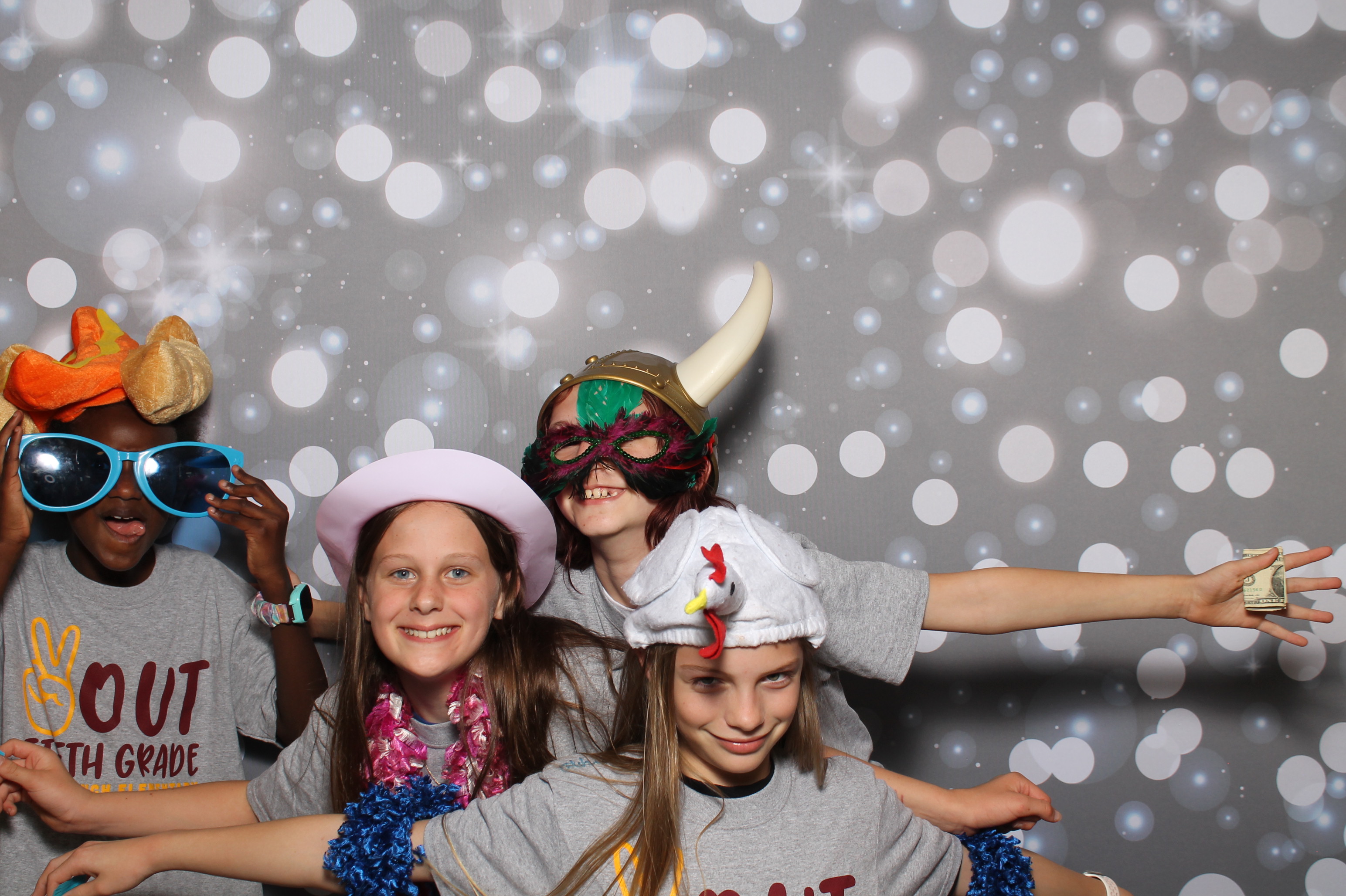 Langbranch Class of 2025 | View more photos from the event at gallery.photoboothcincy.com/u/PhotoBoothCincy/Langbranch-Class-of-2025