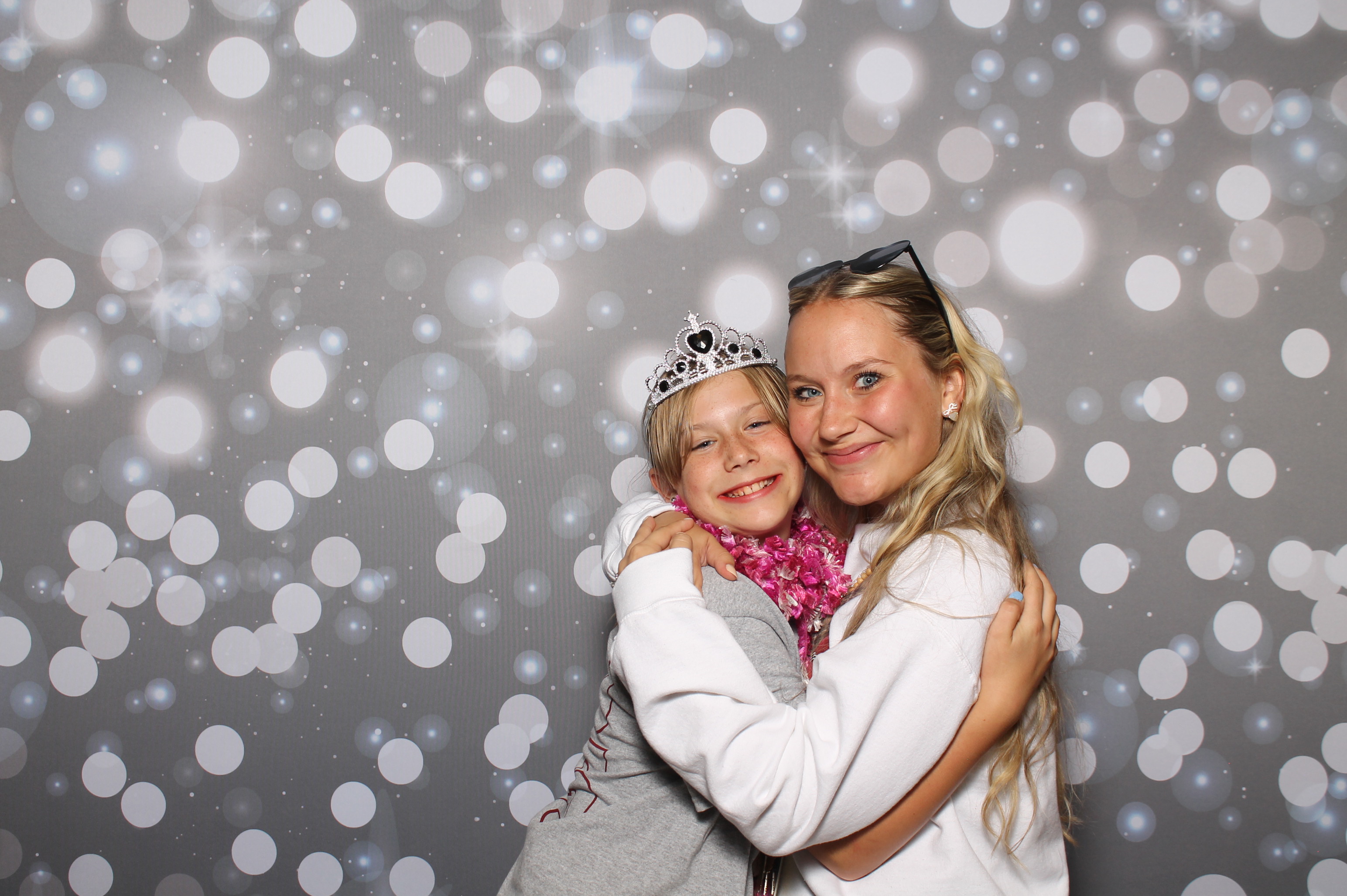 Langbranch Class of 2025 | View more photos from the event at gallery.photoboothcincy.com/u/PhotoBoothCincy/Langbranch-Class-of-2025