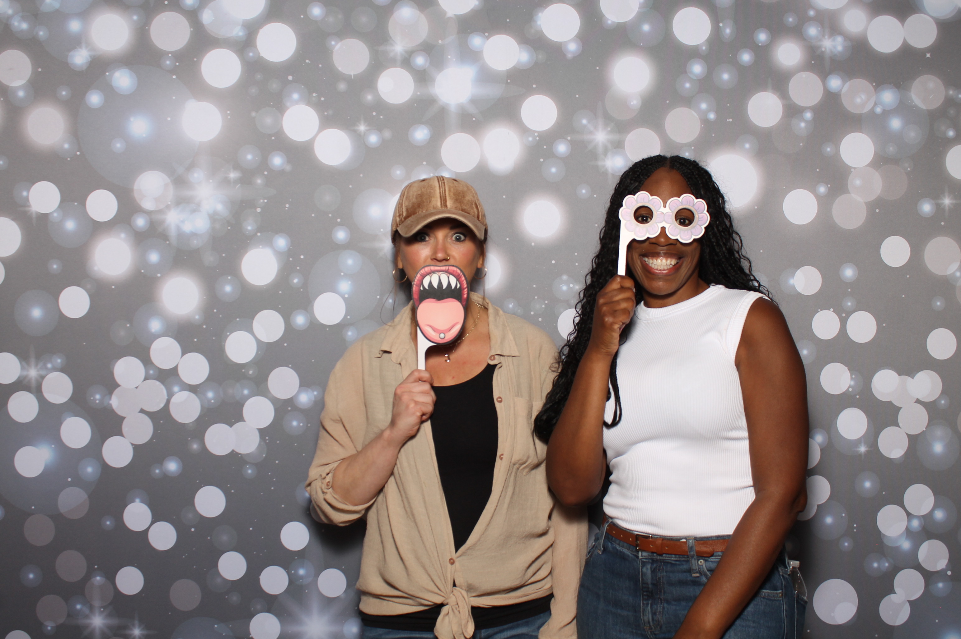 Langbranch Class of 2025 | View more photos from the event at gallery.photoboothcincy.com/u/PhotoBoothCincy/Langbranch-Class-of-2025