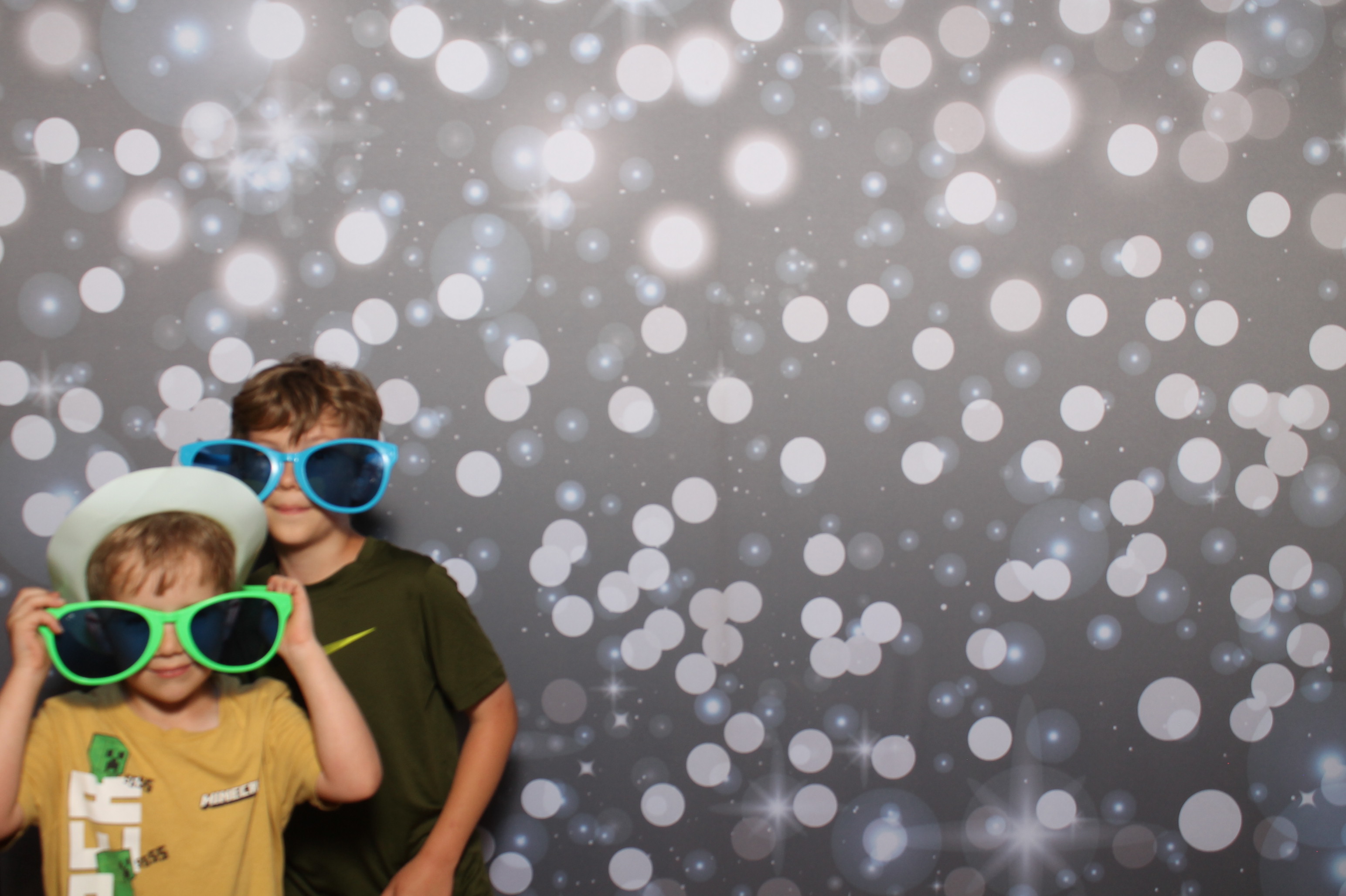 Langbranch Class of 2025 | View more photos from the event at gallery.photoboothcincy.com/u/PhotoBoothCincy/Langbranch-Class-of-2025