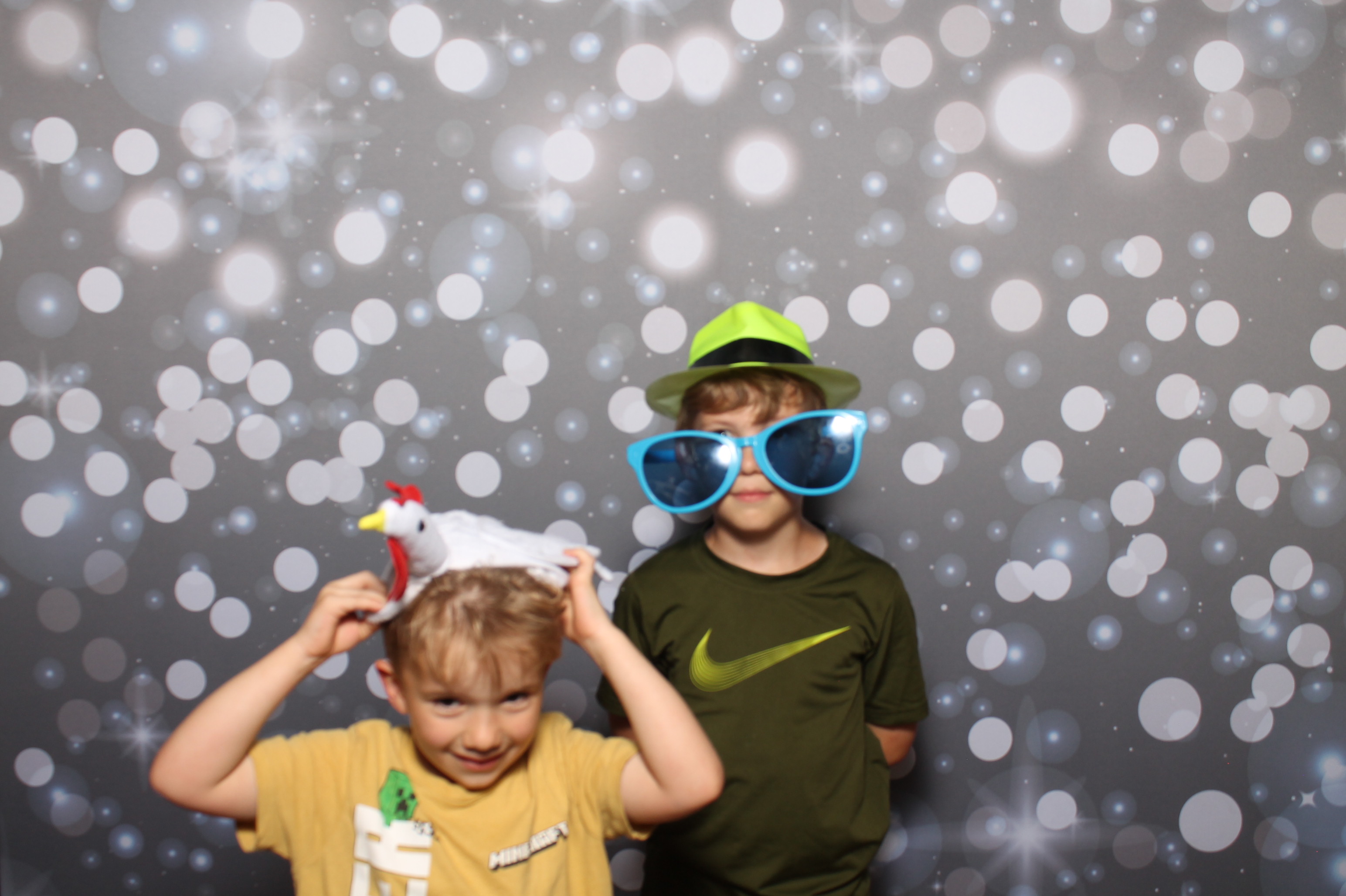 Langbranch Class of 2025 | View more photos from the event at gallery.photoboothcincy.com/u/PhotoBoothCincy/Langbranch-Class-of-2025