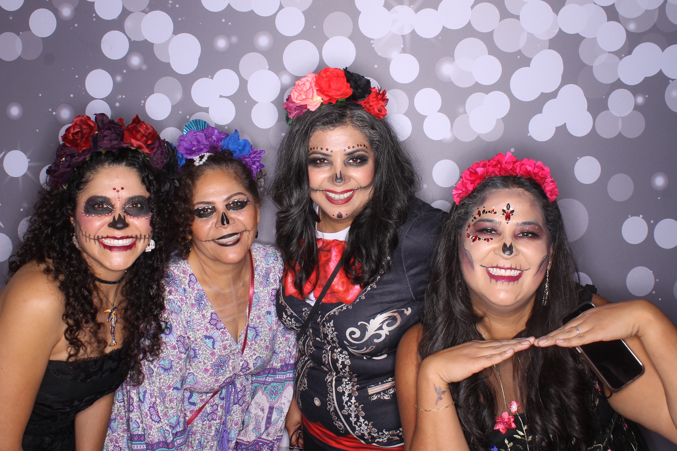 Latino night 2025 | View more photos from the event at gallery.photoboothcincy.com/u/PhotoBoothCincy/Latino-night-2025