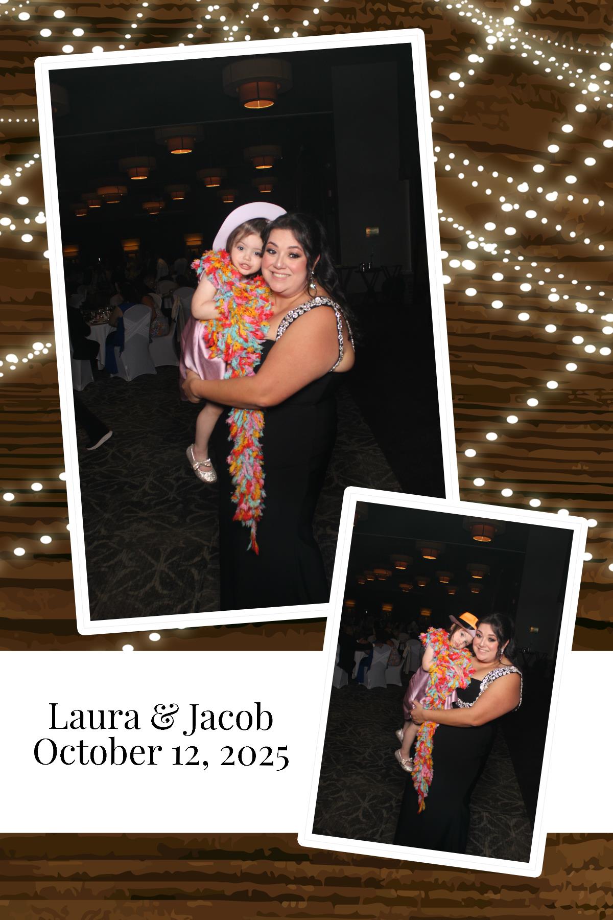 Laura & Jacob | View more photos from the event at gallery.photoboothcincy.com/u/PhotoBoothCincy/Laura-Jacob
