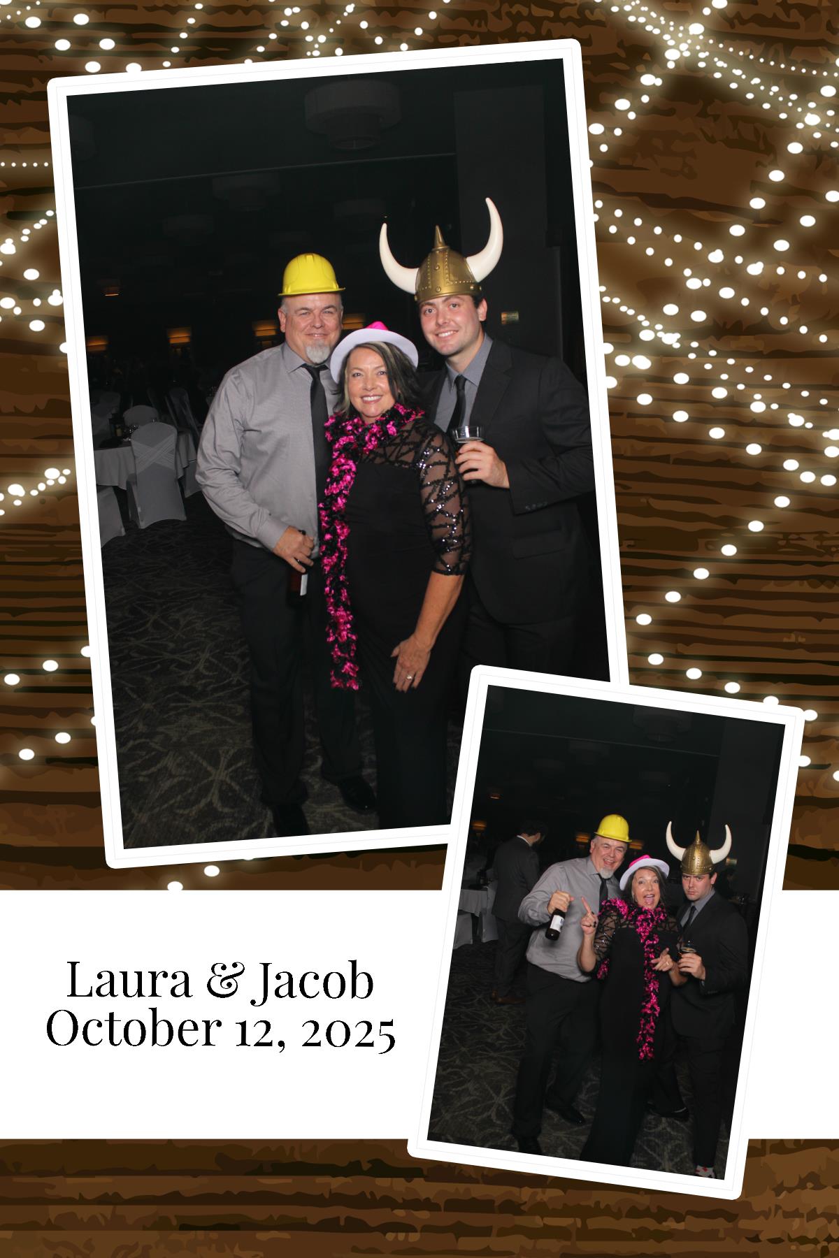 Laura & Jacob | View more photos from the event at gallery.photoboothcincy.com/u/PhotoBoothCincy/Laura-Jacob