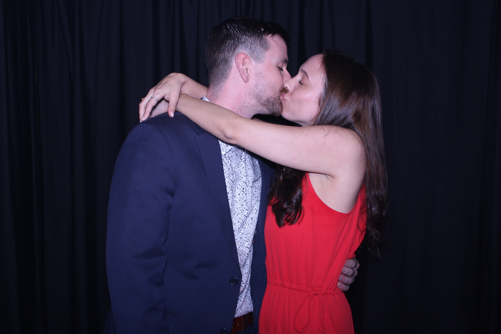 Lauren & Eric  | View more photos from the event at gallery.photoboothcincy.com/u/PhotoBoothCincy/Lauren-Eric