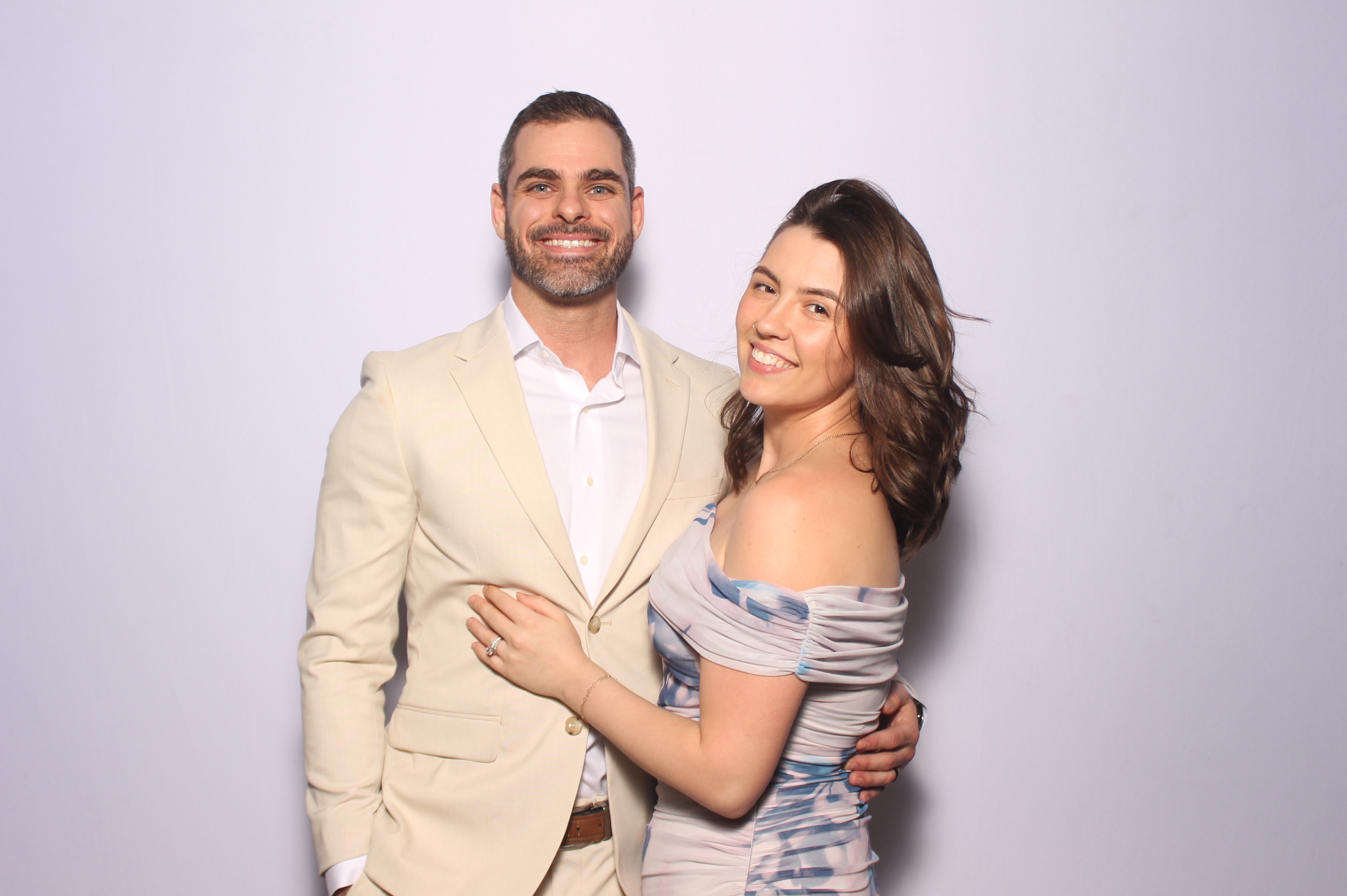 Lauren & Patrick | View more photos from the event at gallery.photoboothcincy.com/u/PhotoBoothCincy/Lauren-Patrick