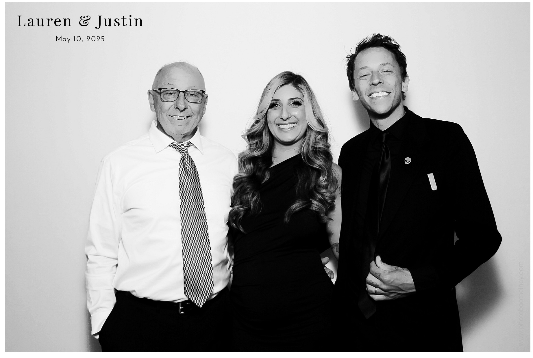 Lauren Williams Reception | View more photos from the event at gallery.photoboothcincy.com/u/PhotoBoothCincy/Lauren-Williams-Reception