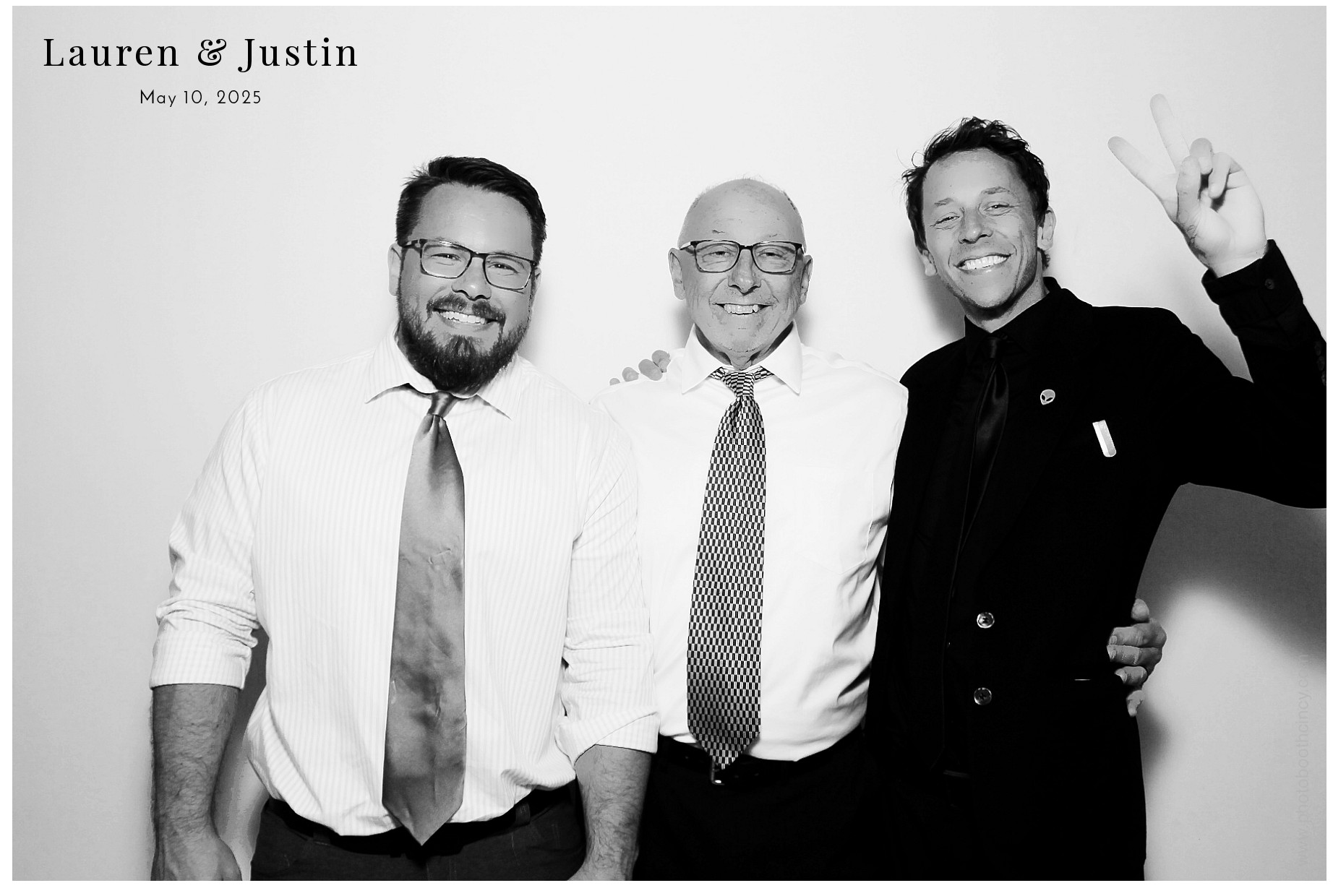 Lauren Williams Reception | View more photos from the event at gallery.photoboothcincy.com/u/PhotoBoothCincy/Lauren-Williams-Reception