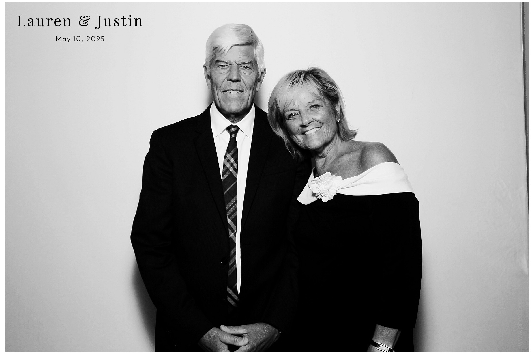 Lauren Williams Reception | View more photos from the event at gallery.photoboothcincy.com/u/PhotoBoothCincy/Lauren-Williams-Reception