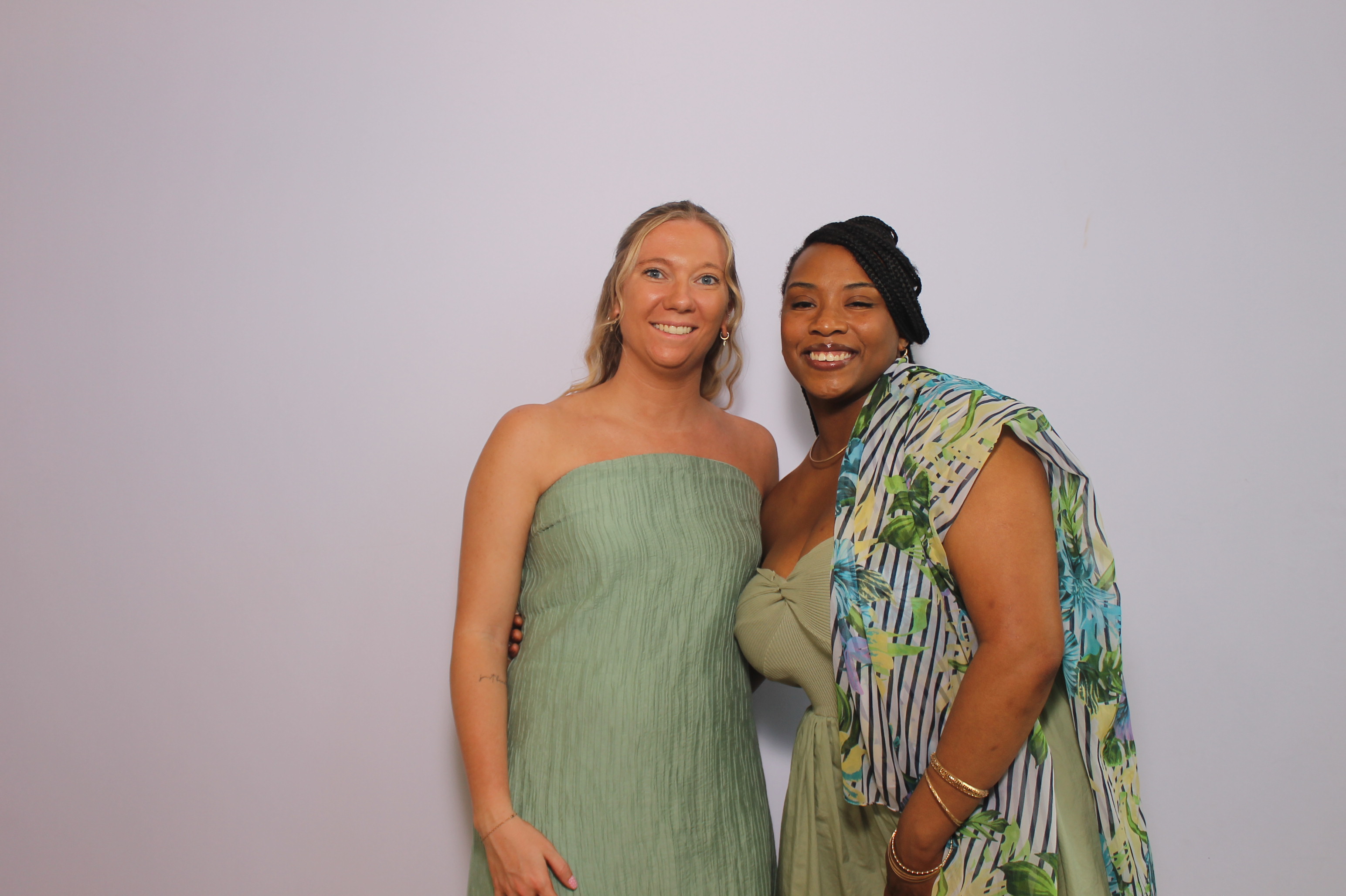 Lauren Williams Reception | View more photos from the event at gallery.photoboothcincy.com/u/PhotoBoothCincy/Lauren-Williams-Reception