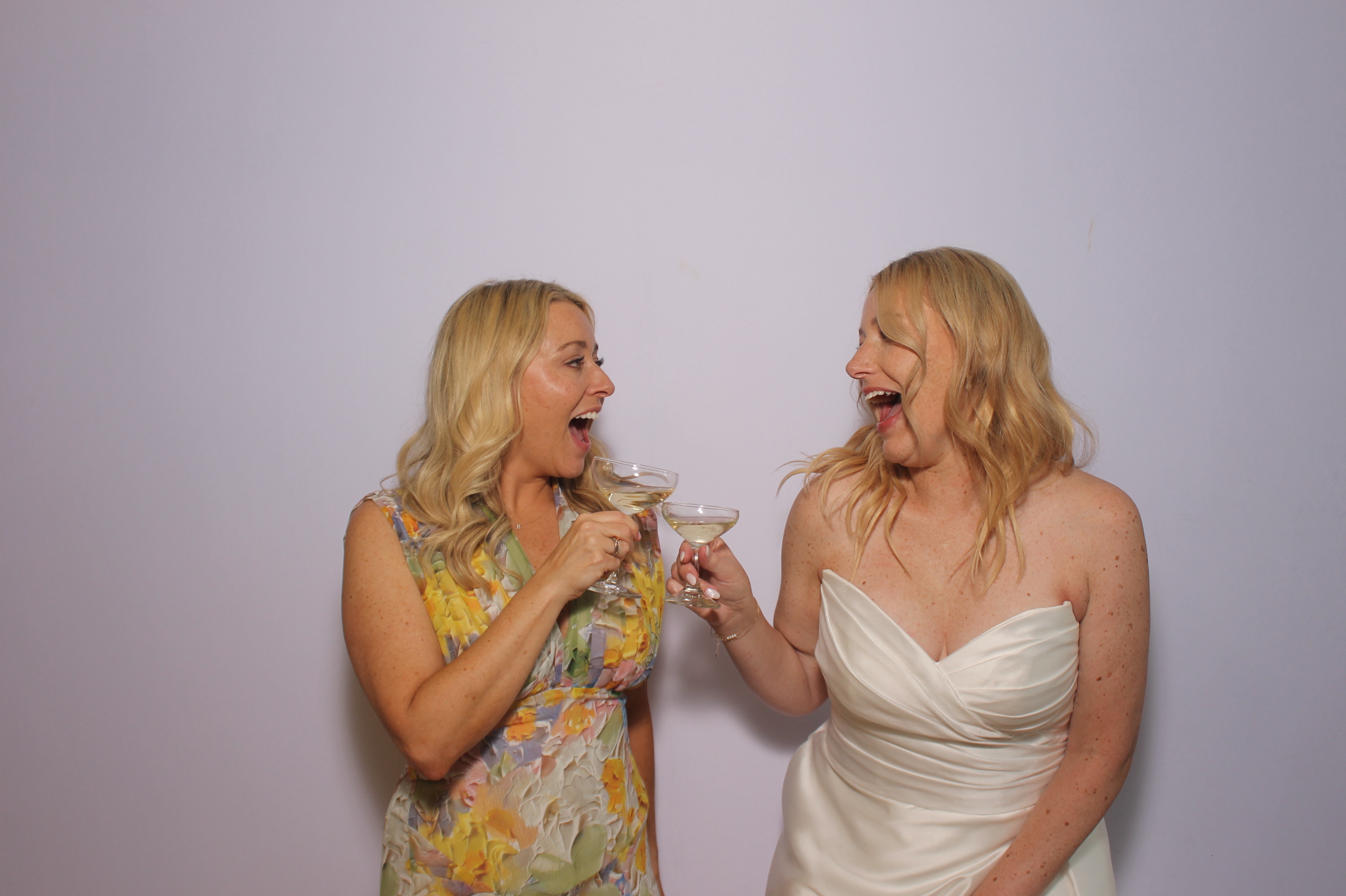 Lauren Williams Reception | View more photos from the event at gallery.photoboothcincy.com/u/PhotoBoothCincy/Lauren-Williams-Reception