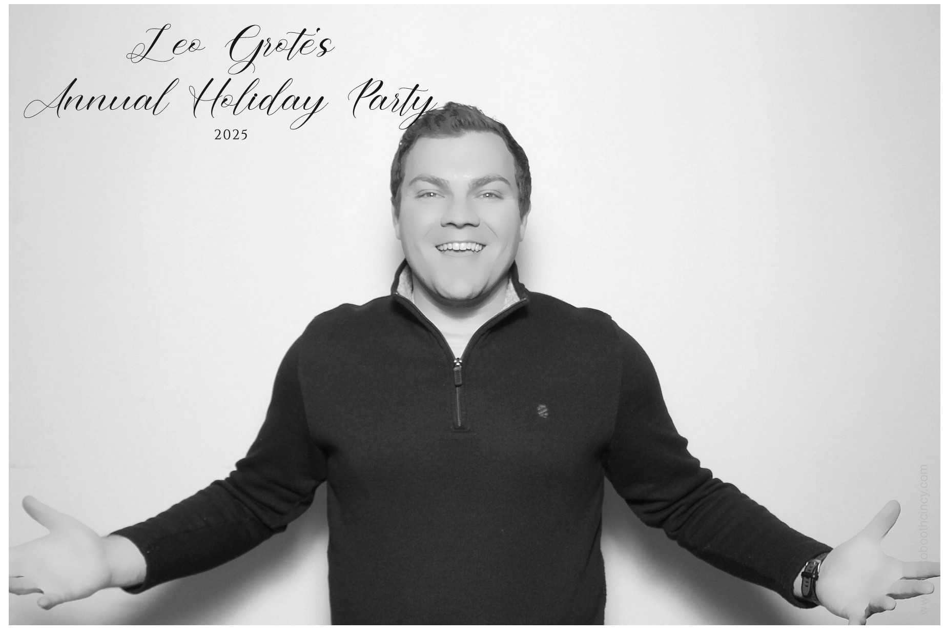 Leo Grote LPA Christmas Party | View more photos from the event at gallery.photoboothcincy.com/u/PhotoBoothCincy/Leo-Grote-LPA-Christmas-Party