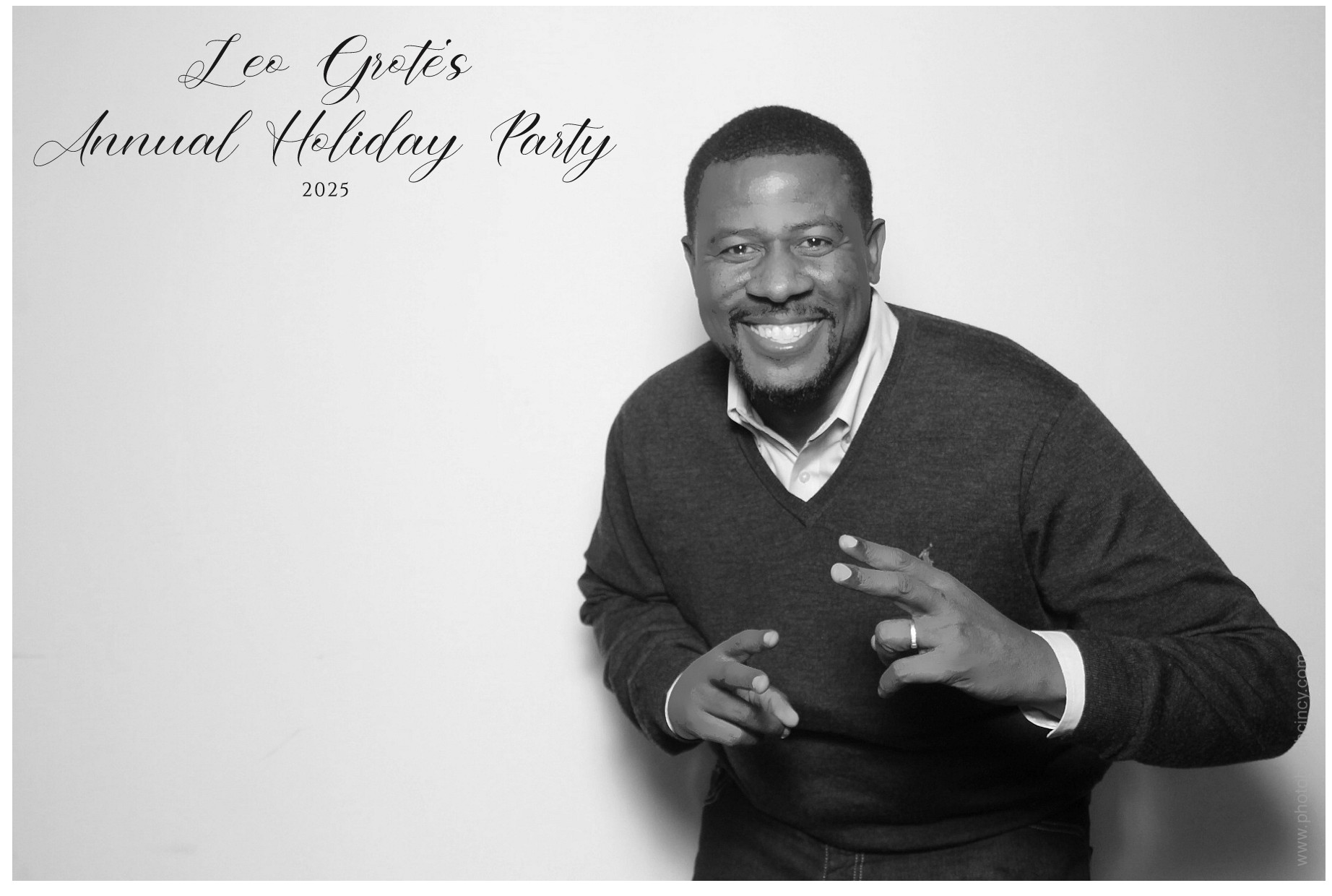 Leo Grote LPA Christmas Party | View more photos from the event at gallery.photoboothcincy.com/u/PhotoBoothCincy/Leo-Grote-LPA-Christmas-Party