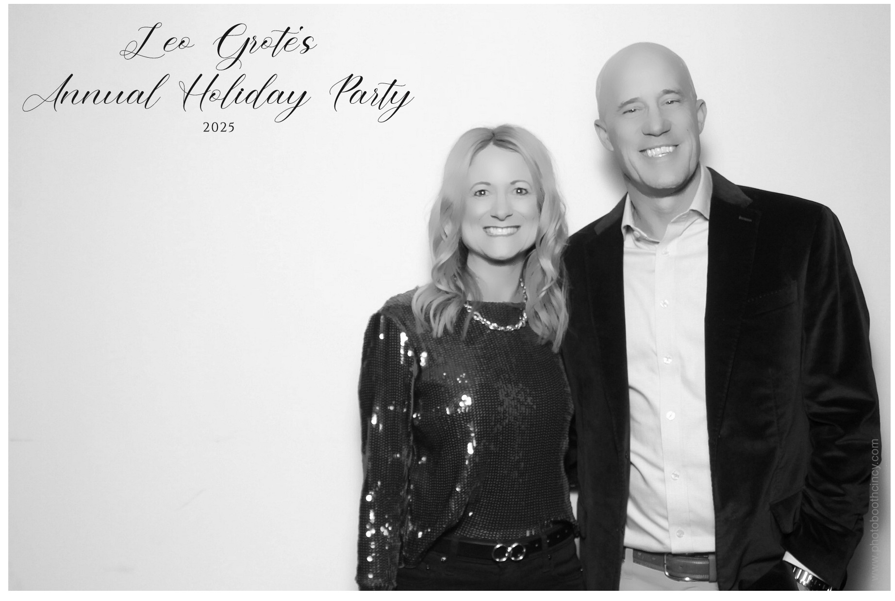 Leo Grote LPA Christmas Party | View more photos from the event at gallery.photoboothcincy.com/u/PhotoBoothCincy/Leo-Grote-LPA-Christmas-Party