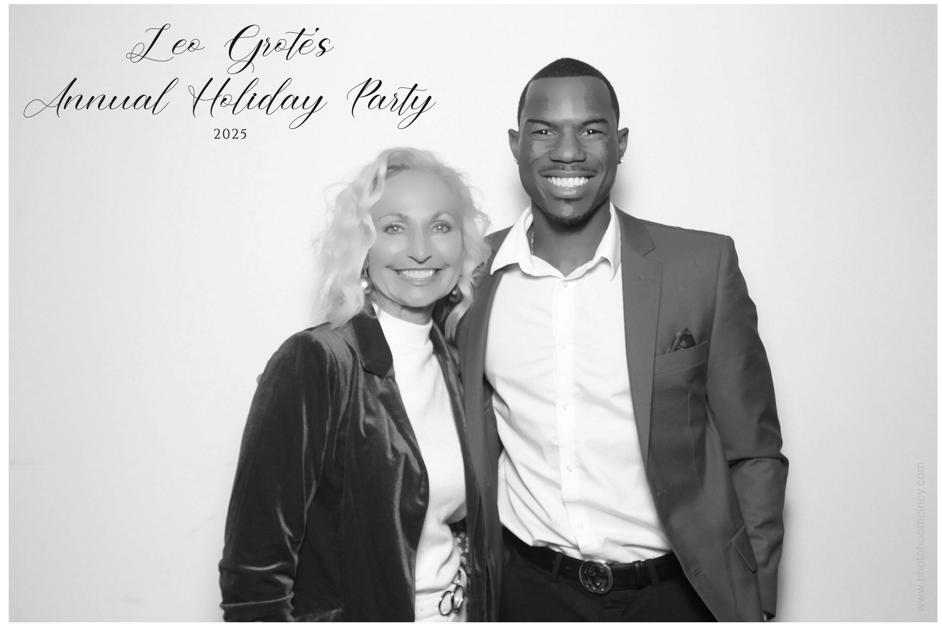 Leo Grote LPA Christmas Party | View more photos from the event at gallery.photoboothcincy.com/u/PhotoBoothCincy/Leo-Grote-LPA-Christmas-Party