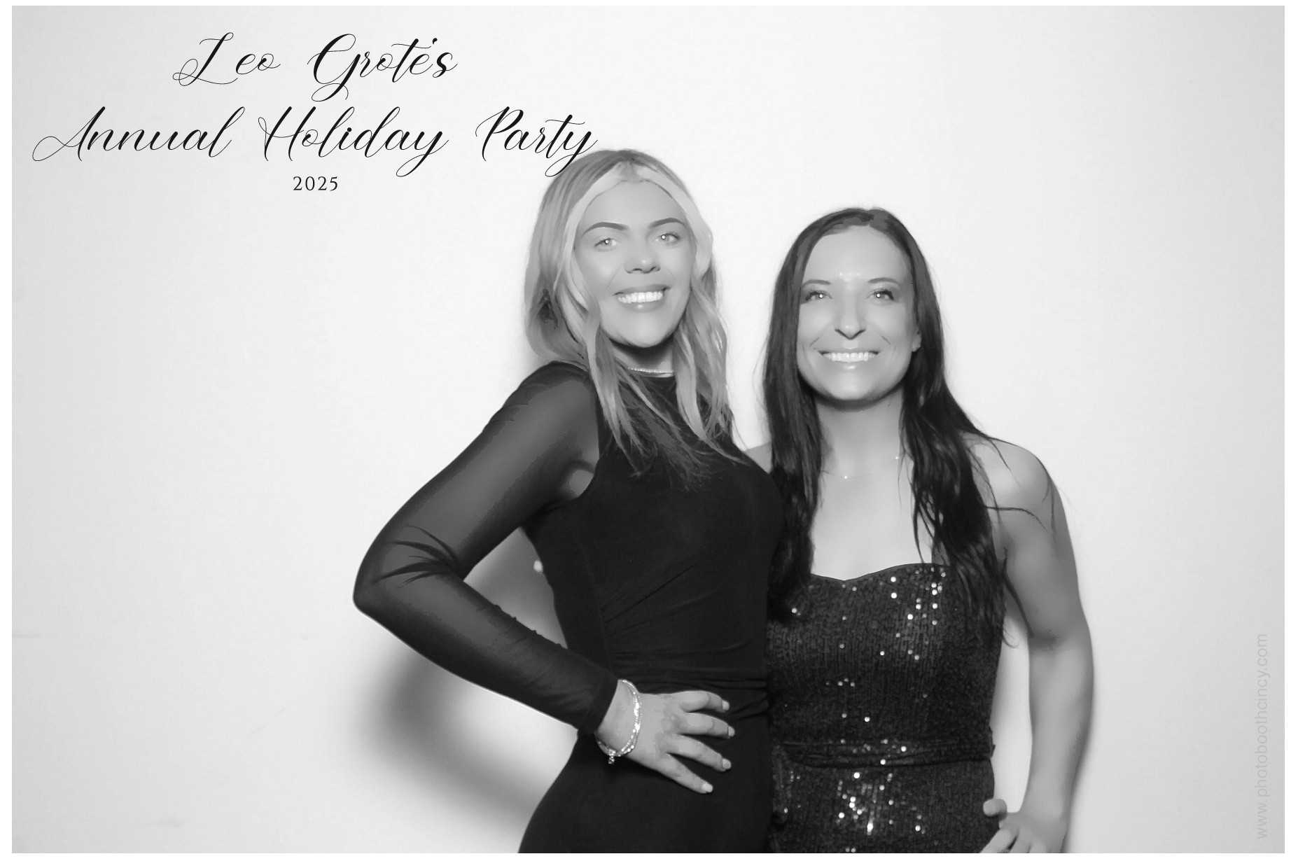 Leo Grote LPA Christmas Party | View more photos from the event at gallery.photoboothcincy.com/u/PhotoBoothCincy/Leo-Grote-LPA-Christmas-Party