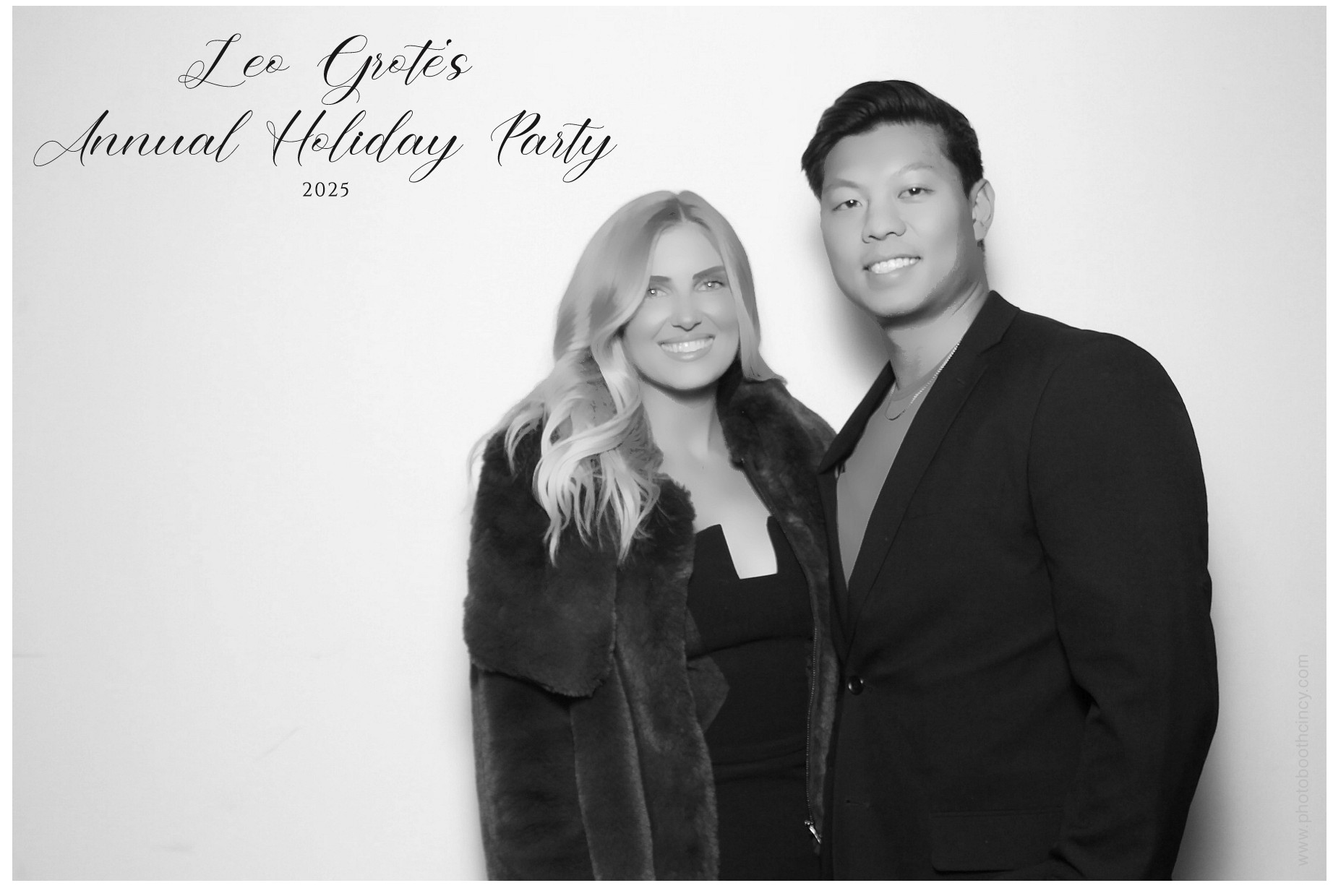 Leo Grote LPA Christmas Party | View more photos from the event at gallery.photoboothcincy.com/u/PhotoBoothCincy/Leo-Grote-LPA-Christmas-Party