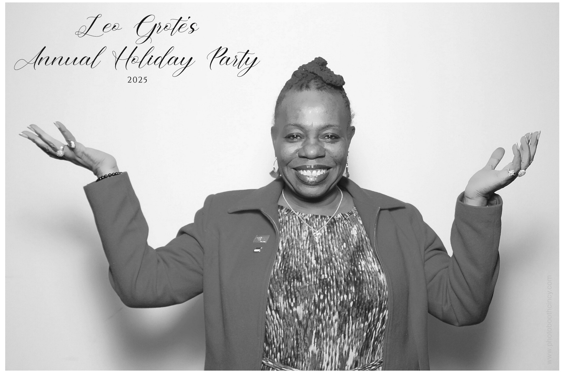 Leo Grote LPA Christmas Party | View more photos from the event at gallery.photoboothcincy.com/u/PhotoBoothCincy/Leo-Grote-LPA-Christmas-Party