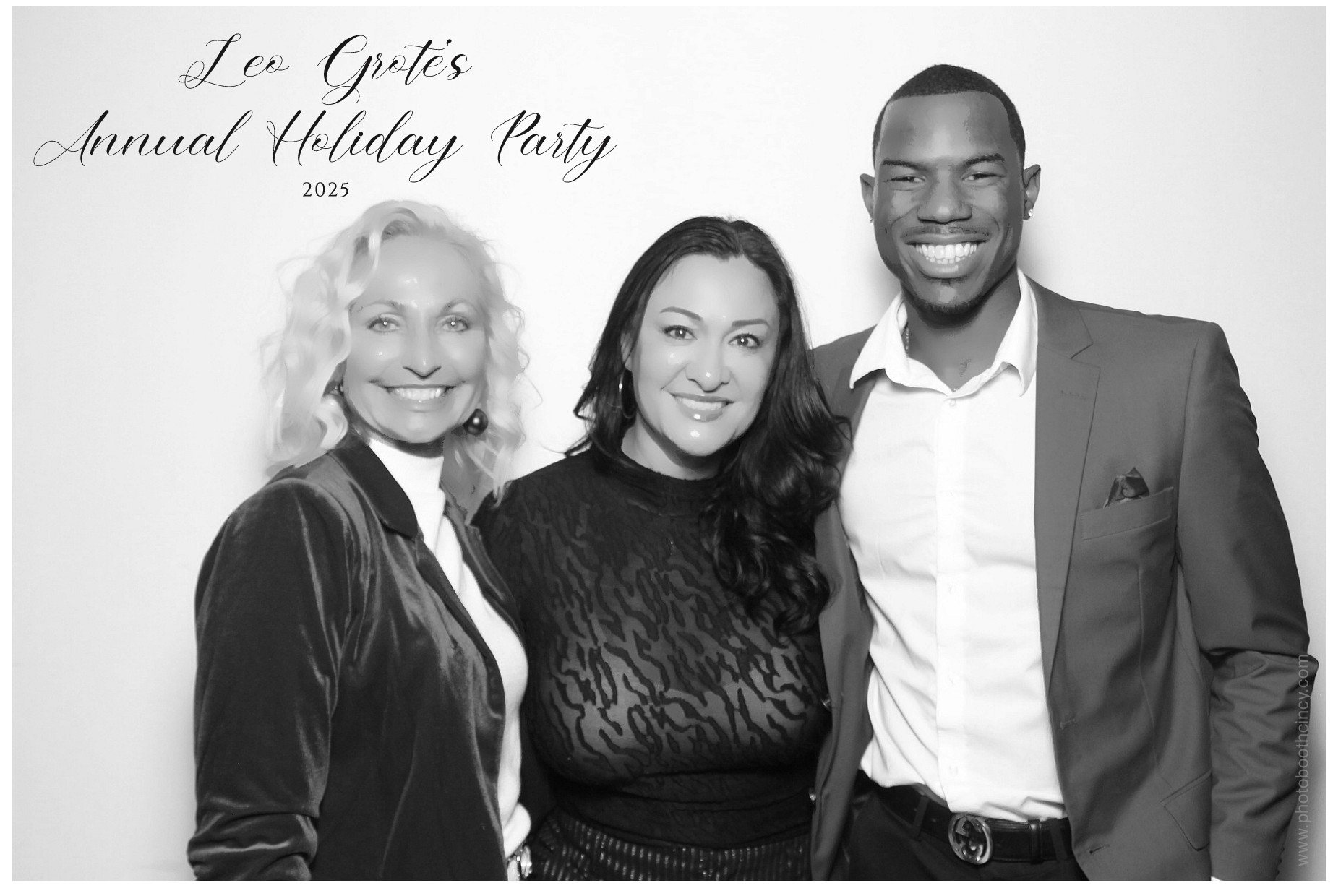 Leo Grote LPA Christmas Party | View more photos from the event at gallery.photoboothcincy.com/u/PhotoBoothCincy/Leo-Grote-LPA-Christmas-Party
