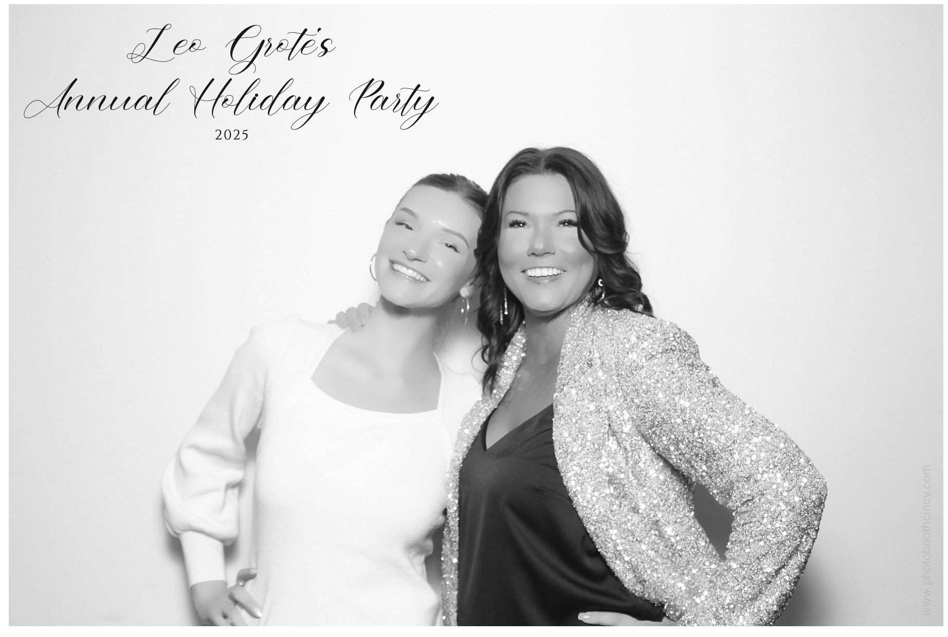 Leo Grote LPA Christmas Party | View more photos from the event at gallery.photoboothcincy.com/u/PhotoBoothCincy/Leo-Grote-LPA-Christmas-Party