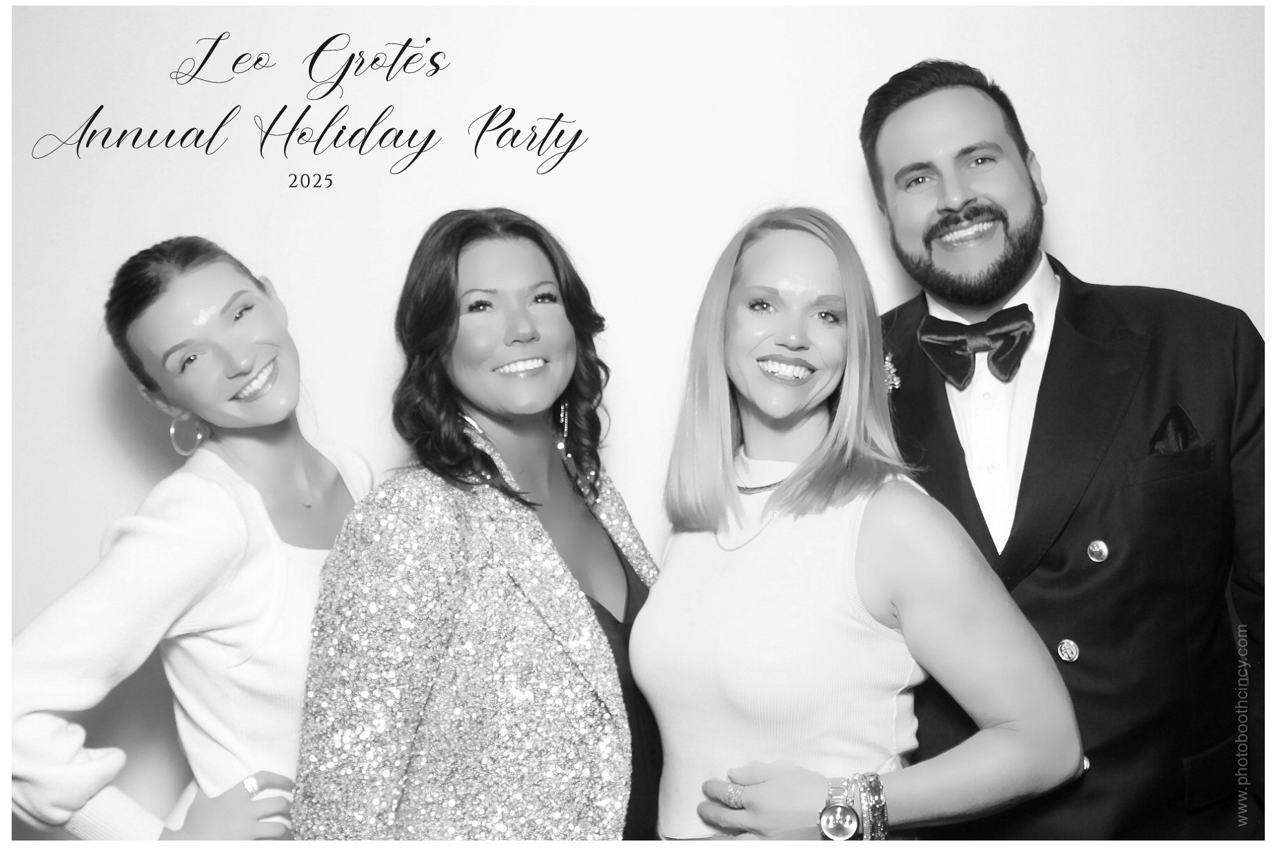 Leo Grote LPA Christmas Party | View more photos from the event at gallery.photoboothcincy.com/u/PhotoBoothCincy/Leo-Grote-LPA-Christmas-Party