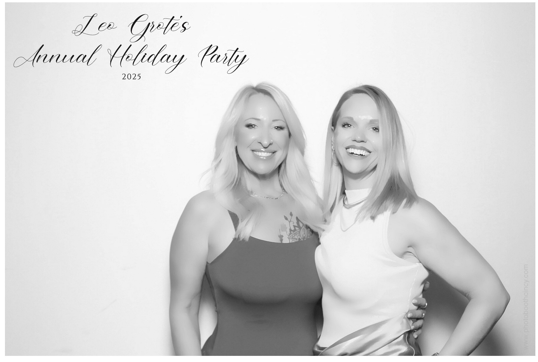 Leo Grote LPA Christmas Party | View more photos from the event at gallery.photoboothcincy.com/u/PhotoBoothCincy/Leo-Grote-LPA-Christmas-Party