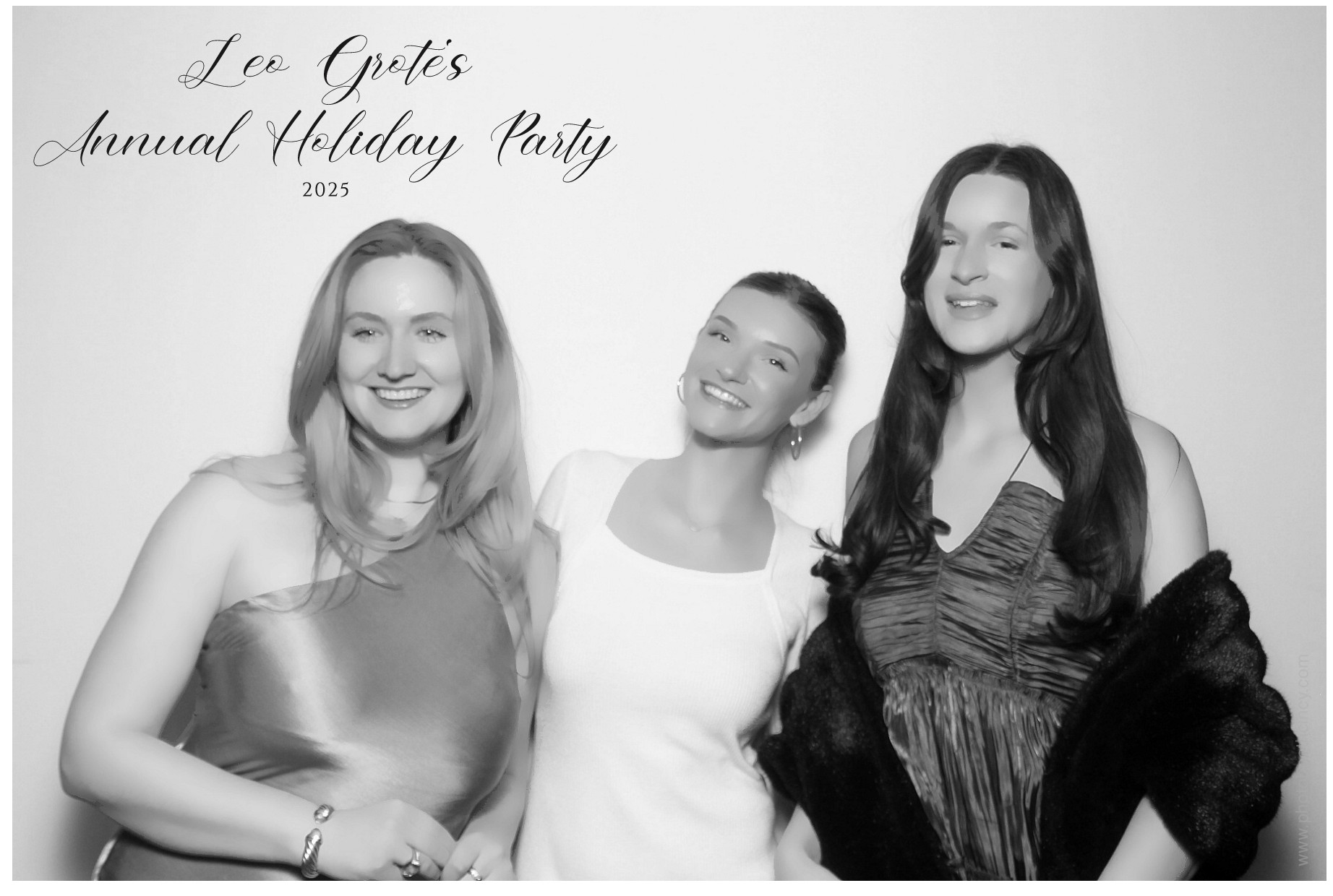 Leo Grote LPA Christmas Party | View more photos from the event at gallery.photoboothcincy.com/u/PhotoBoothCincy/Leo-Grote-LPA-Christmas-Party