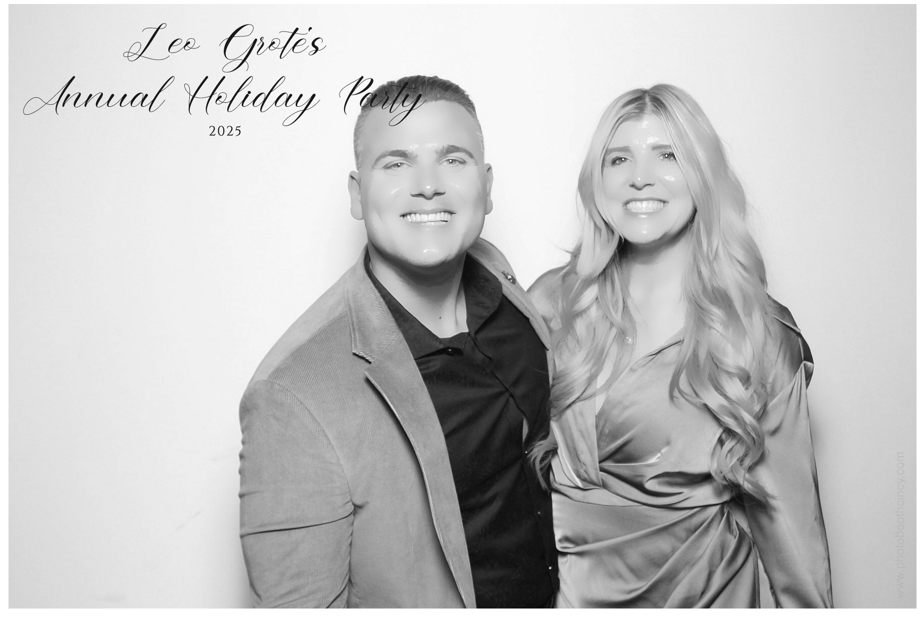 Leo Grote LPA Christmas Party | View more photos from the event at gallery.photoboothcincy.com/u/PhotoBoothCincy/Leo-Grote-LPA-Christmas-Party