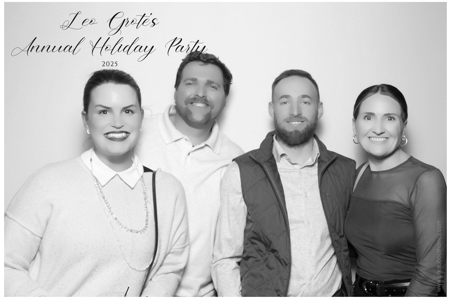 Leo Grote LPA Christmas Party | View more photos from the event at gallery.photoboothcincy.com/u/PhotoBoothCincy/Leo-Grote-LPA-Christmas-Party