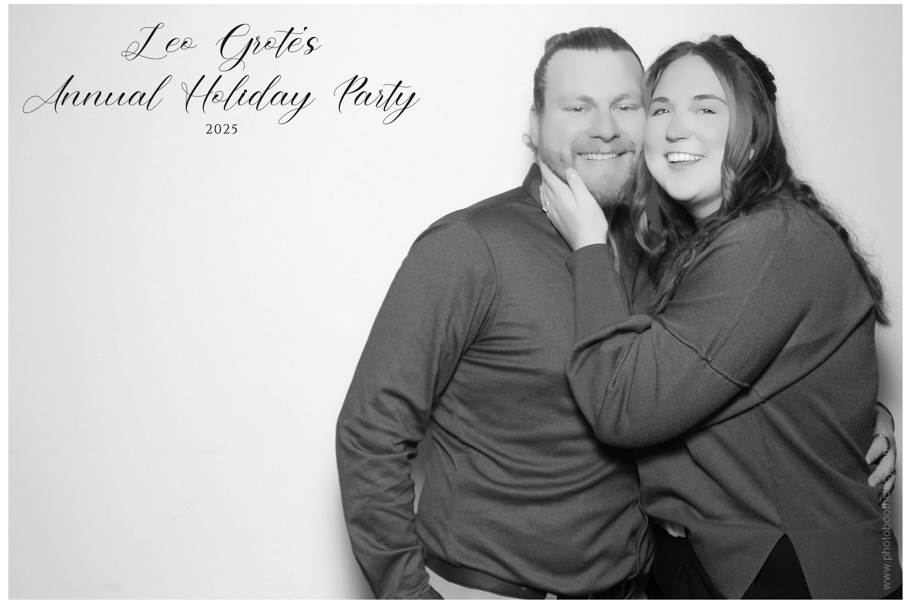 Leo Grote LPA Christmas Party | View more photos from the event at gallery.photoboothcincy.com/u/PhotoBoothCincy/Leo-Grote-LPA-Christmas-Party