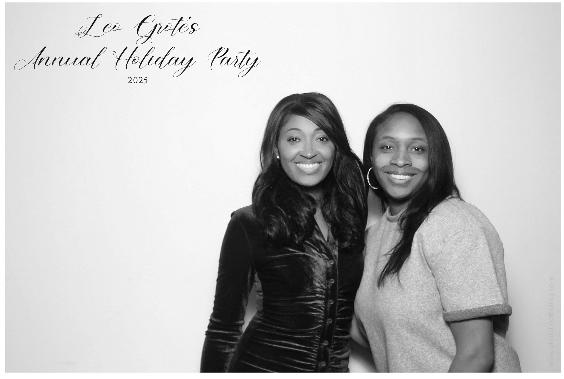 Leo Grote LPA Christmas Party | View more photos from the event at gallery.photoboothcincy.com/u/PhotoBoothCincy/Leo-Grote-LPA-Christmas-Party