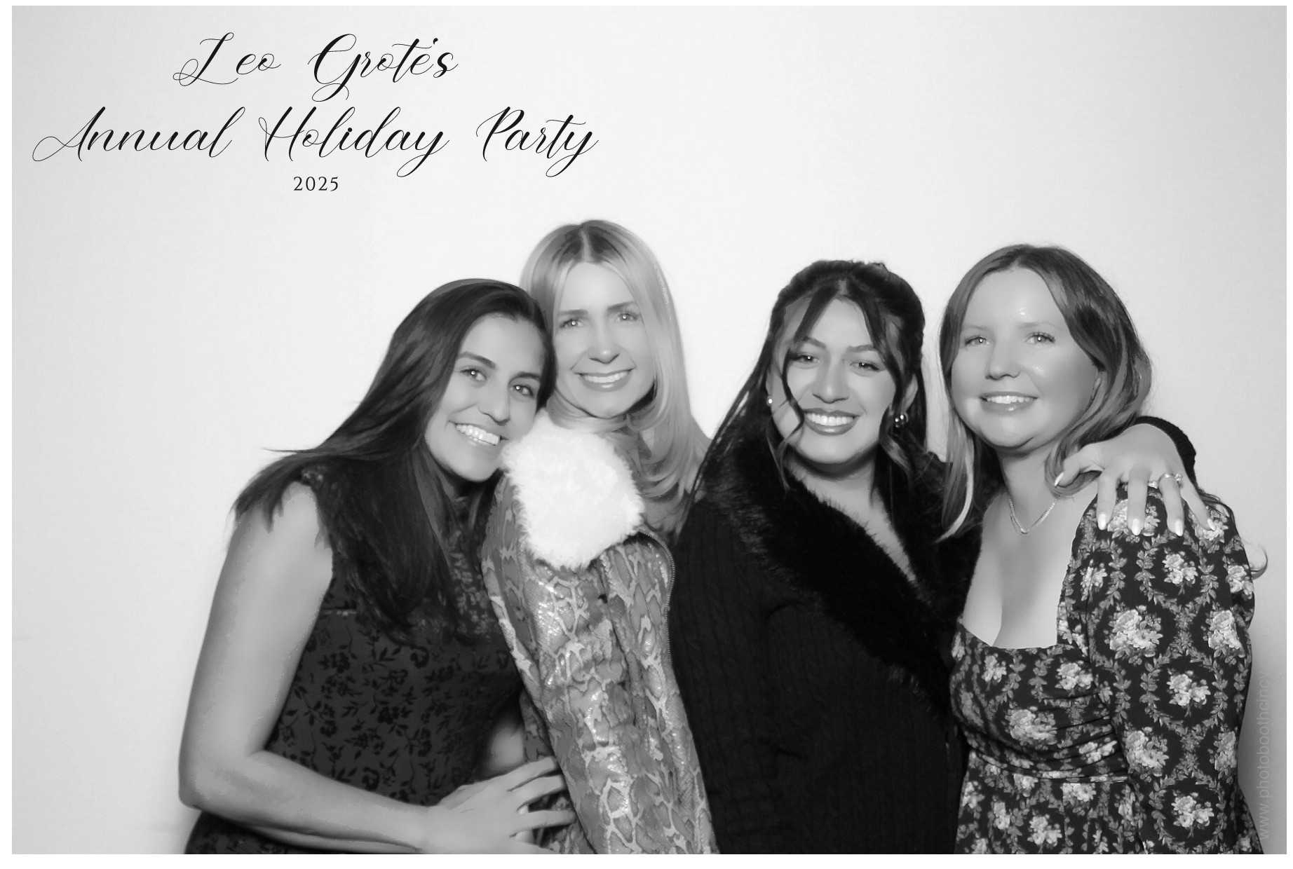 Leo Grote LPA Christmas Party | View more photos from the event at gallery.photoboothcincy.com/u/PhotoBoothCincy/Leo-Grote-LPA-Christmas-Party